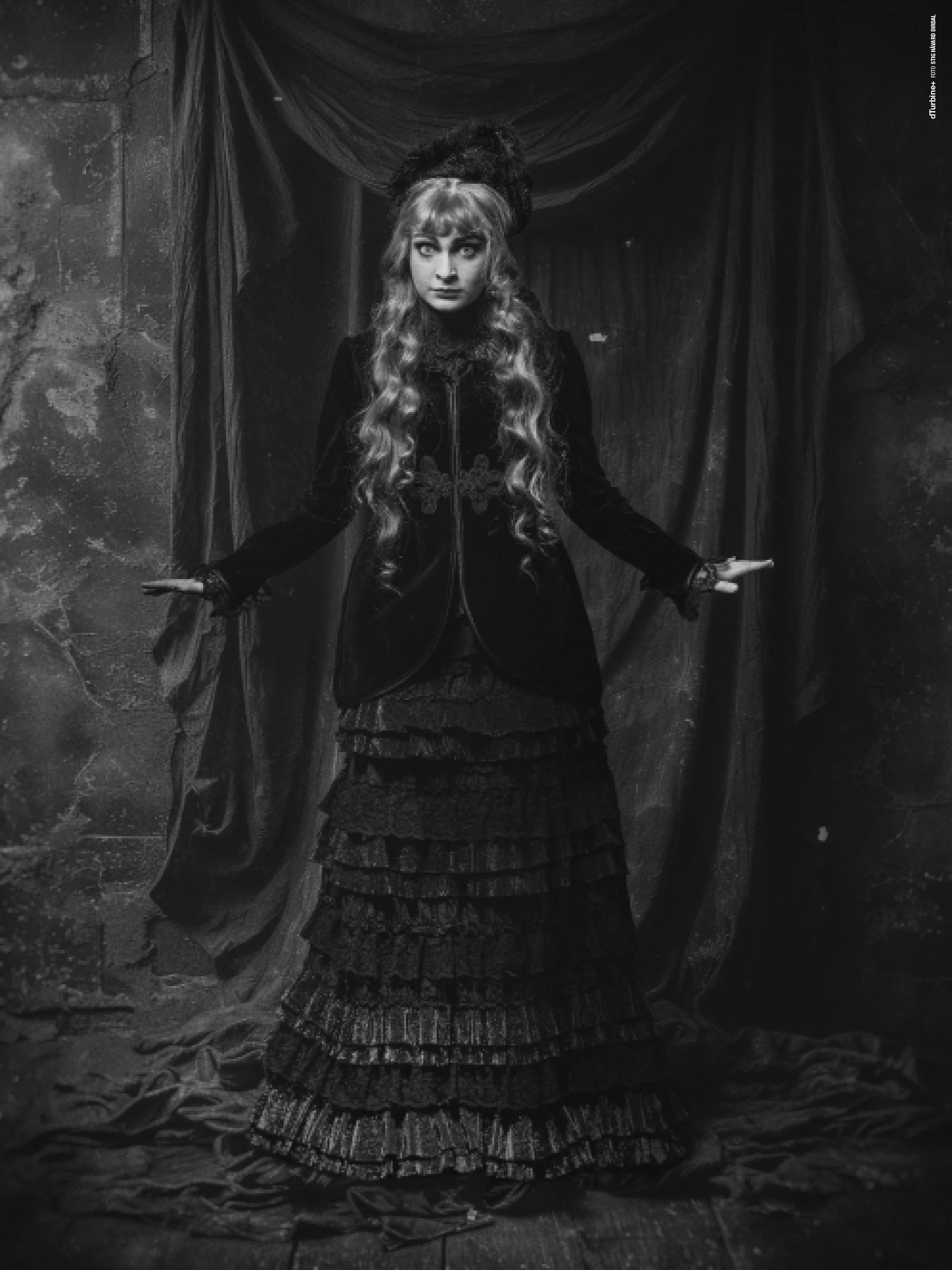 Dracula_utstillingRT_SHDirdal_10.jpg