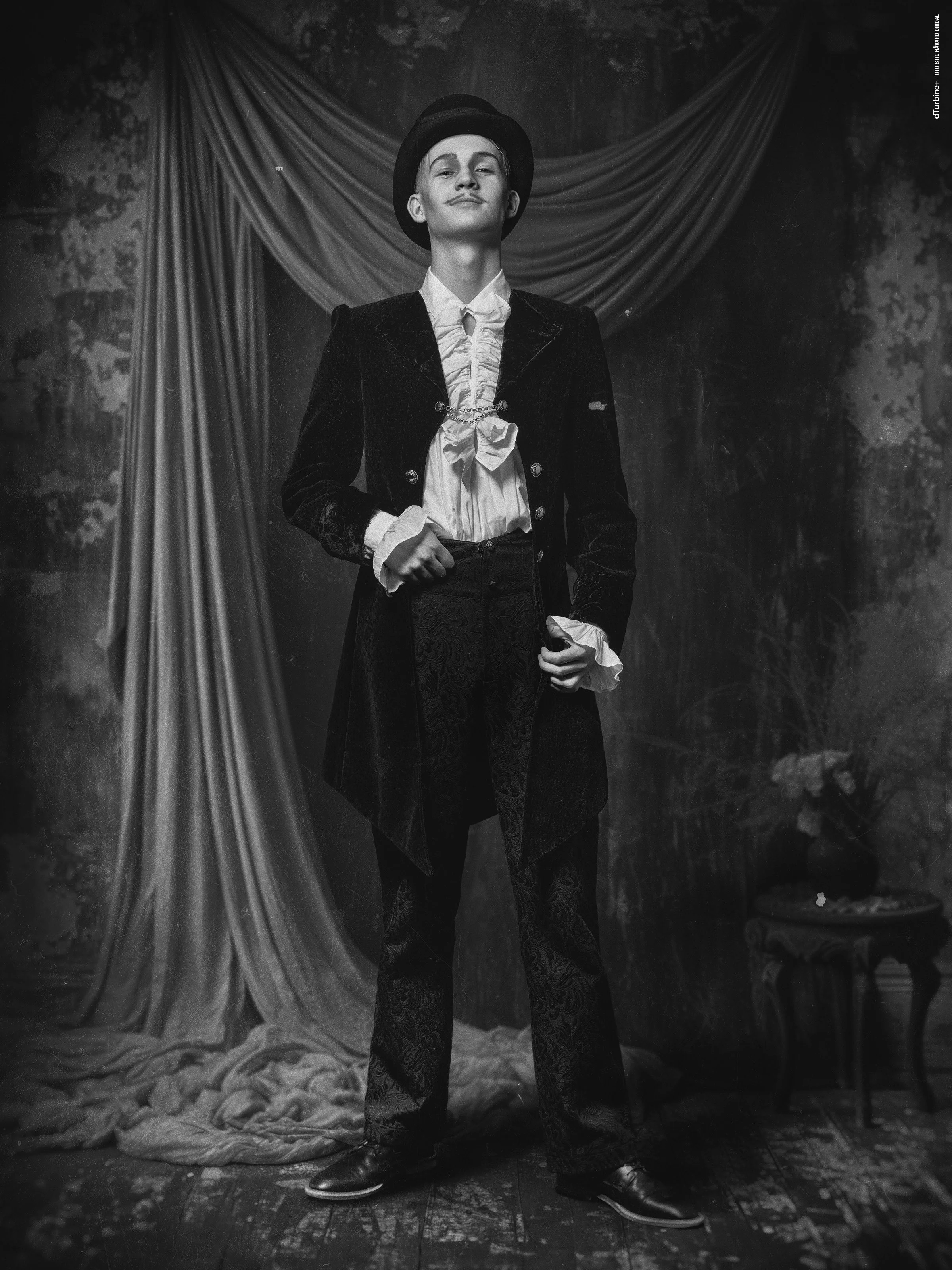 Dracula_utstillingRT_SHDirdal_7.jpg