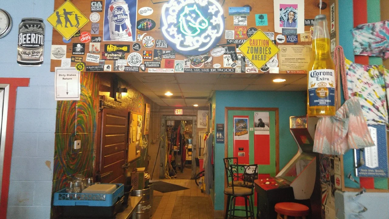 acoustic music inside.jpg