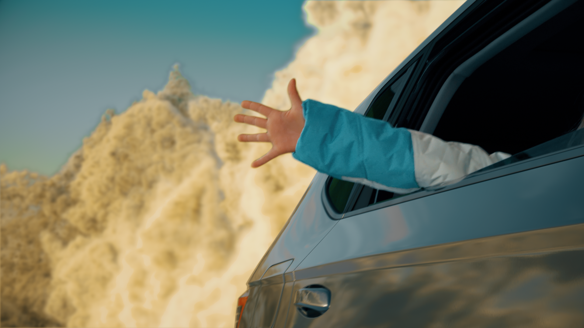 Sky Car Hand Scene full_00071.png