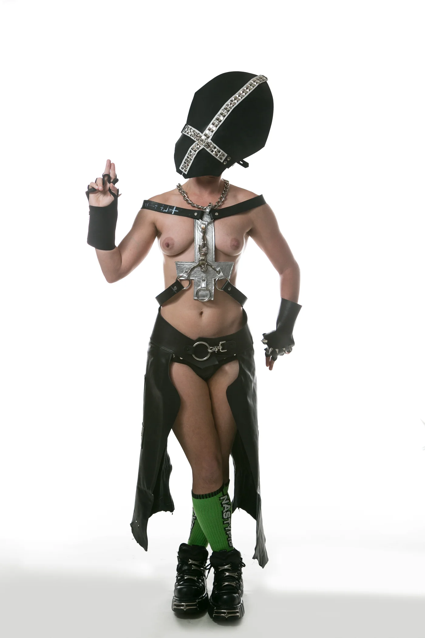 Apaulo_Leather2017_0S3A3996-Edit.jpg