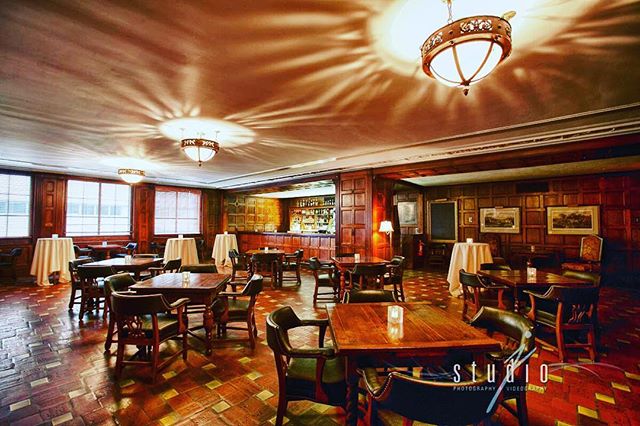 The arts-and-crafts era meets a traditional English pub in our Grill Bar event space. #hotel340