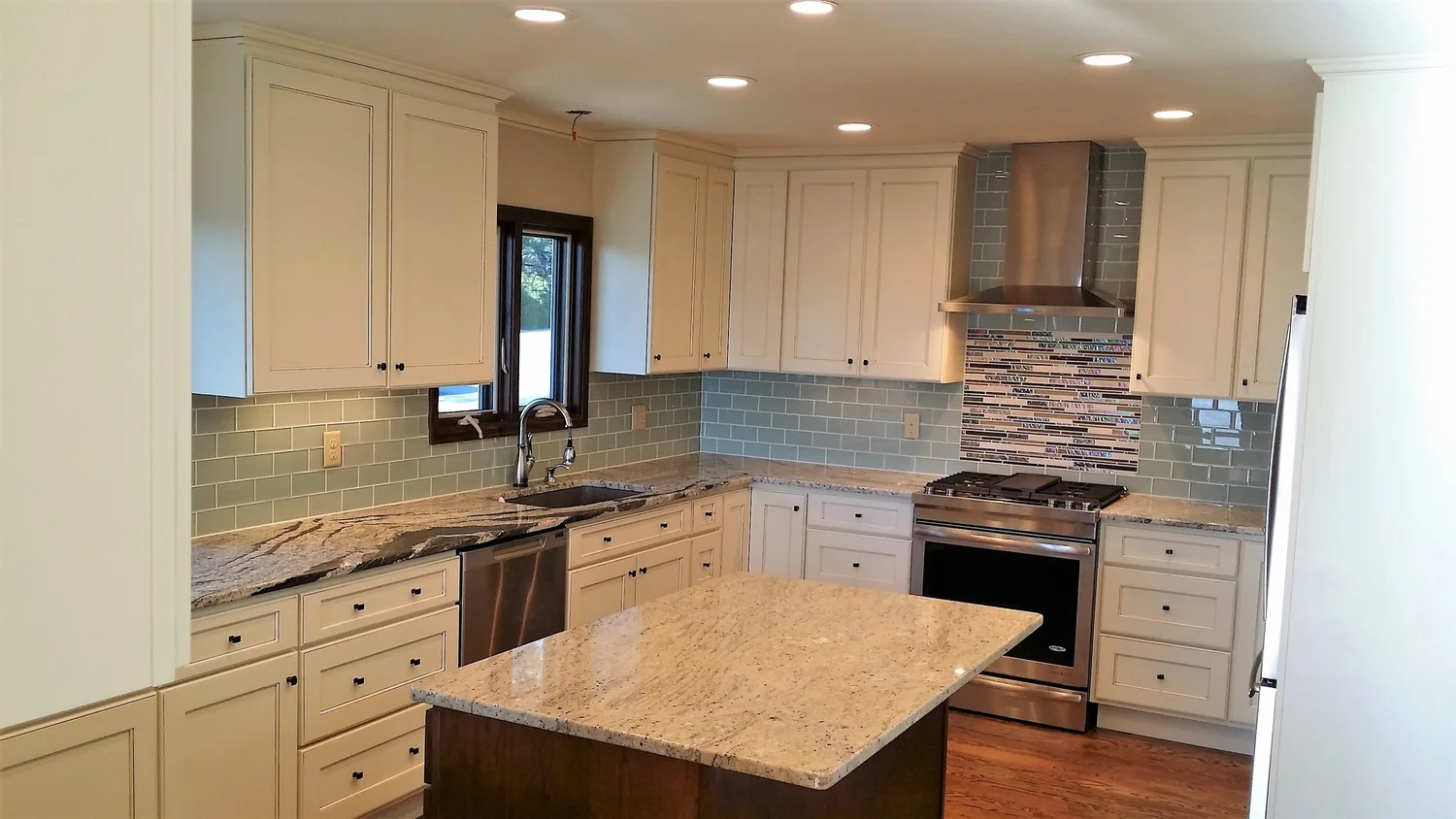 Skyline Builders
