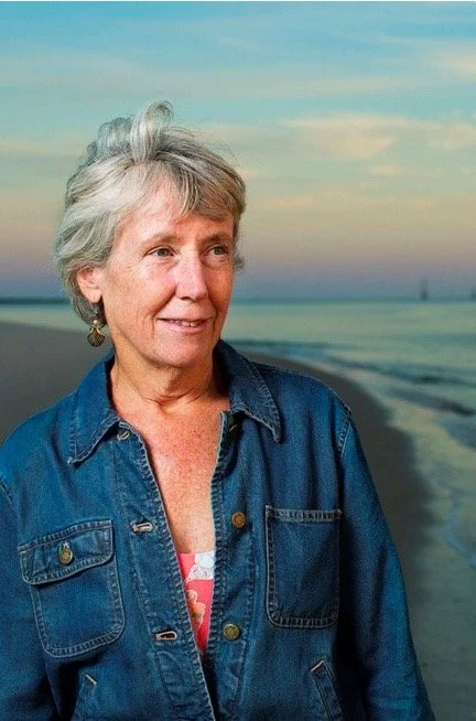 Dr. Cindy Van Dover - First female pilot of the Alvin deep-sea submersible