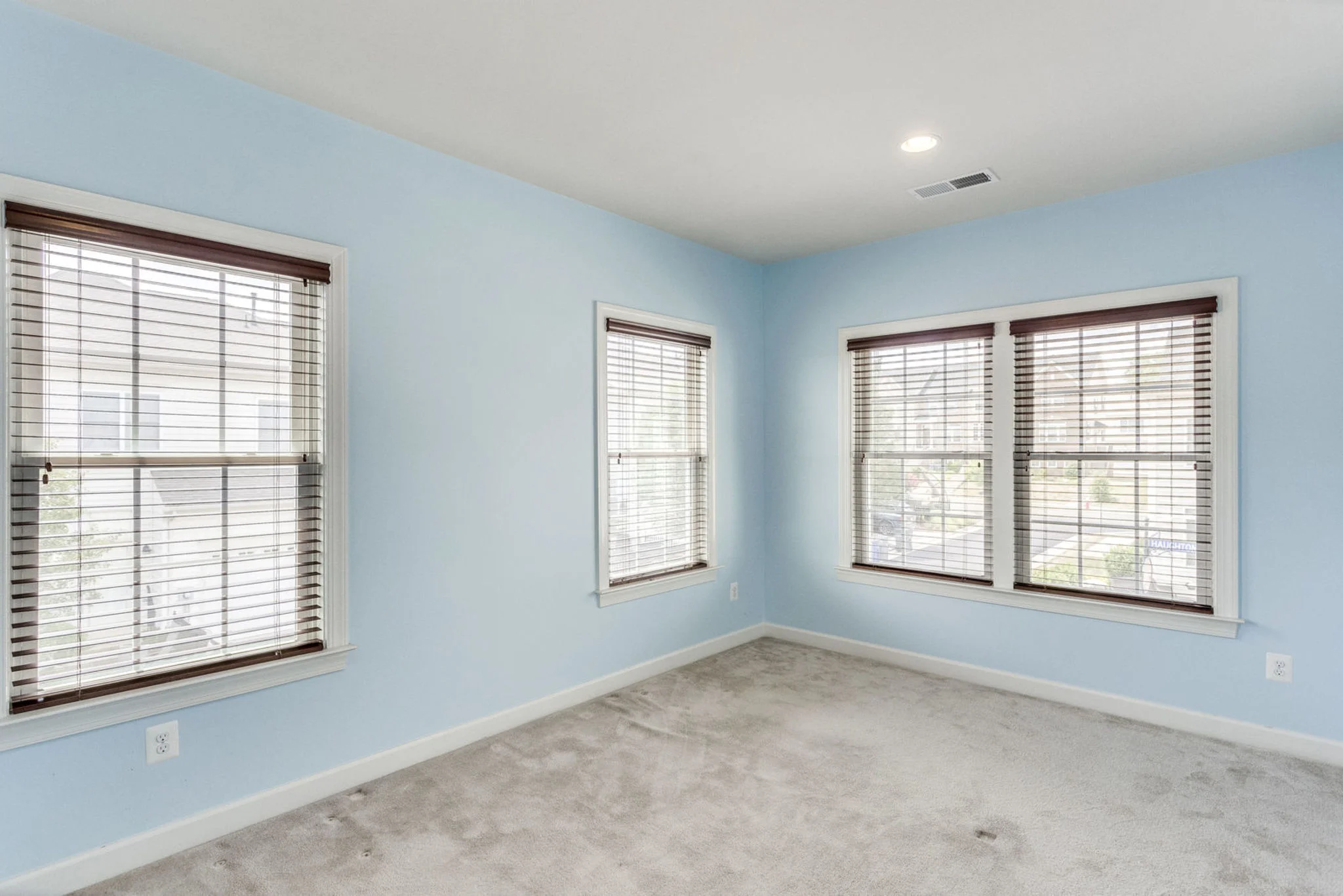 24940_haughton_square_chantilly_va_20152-22.jpg
