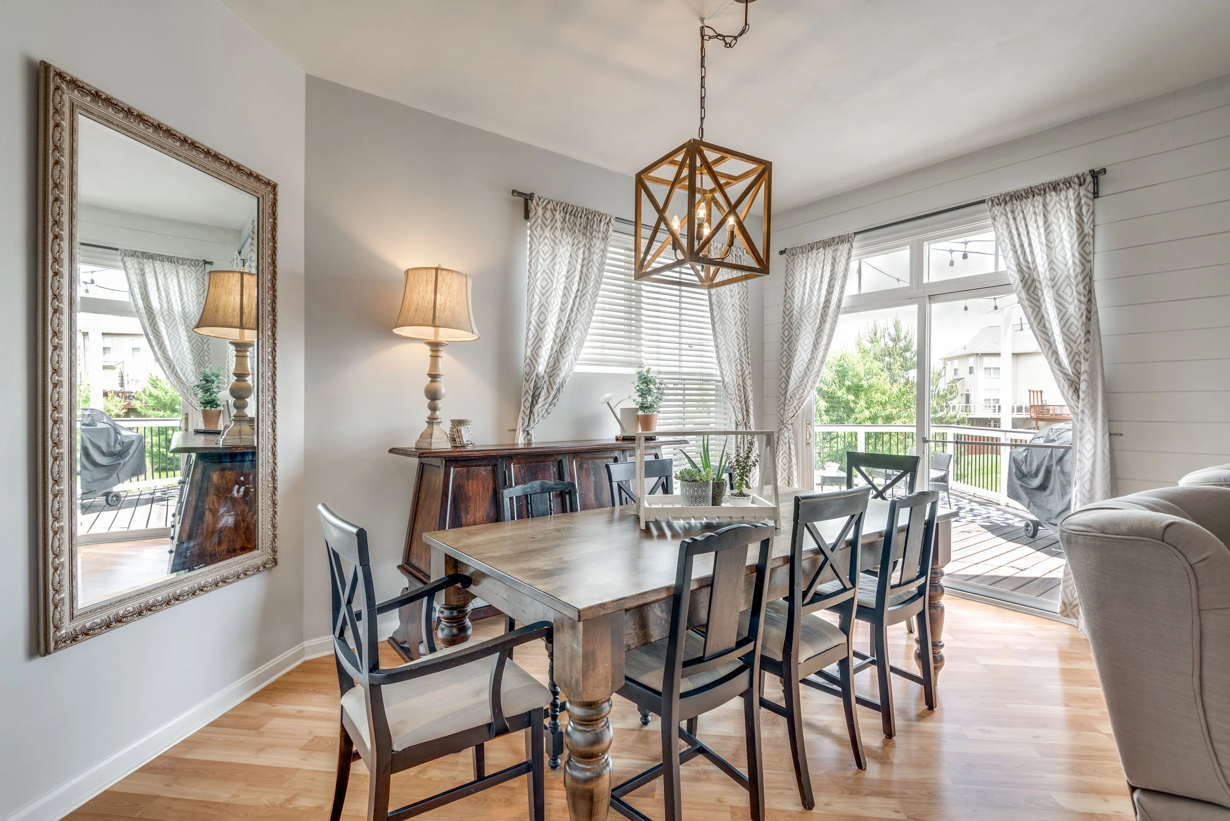 1521churchhill-26.jpg