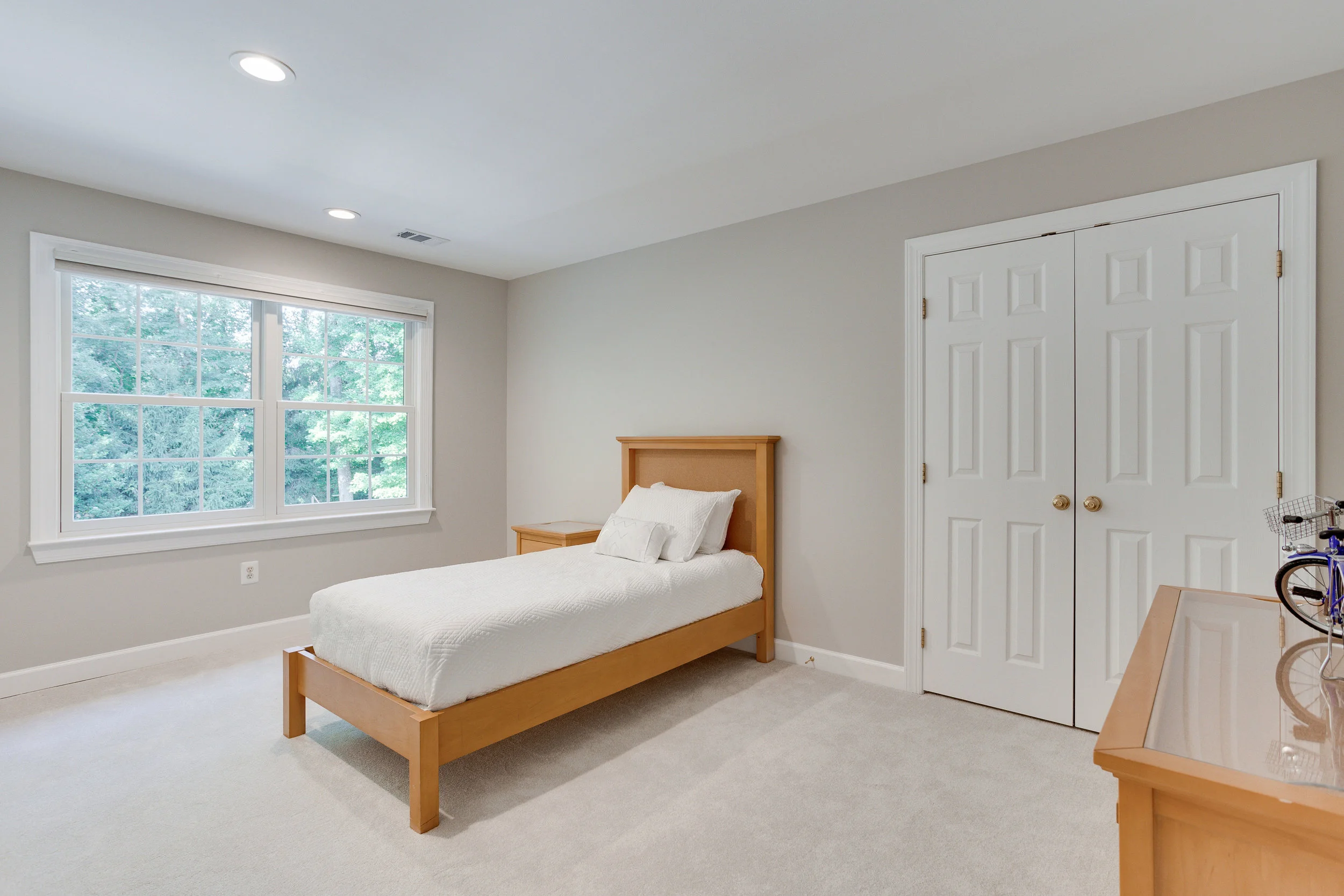 interior_16_of_110.jpg