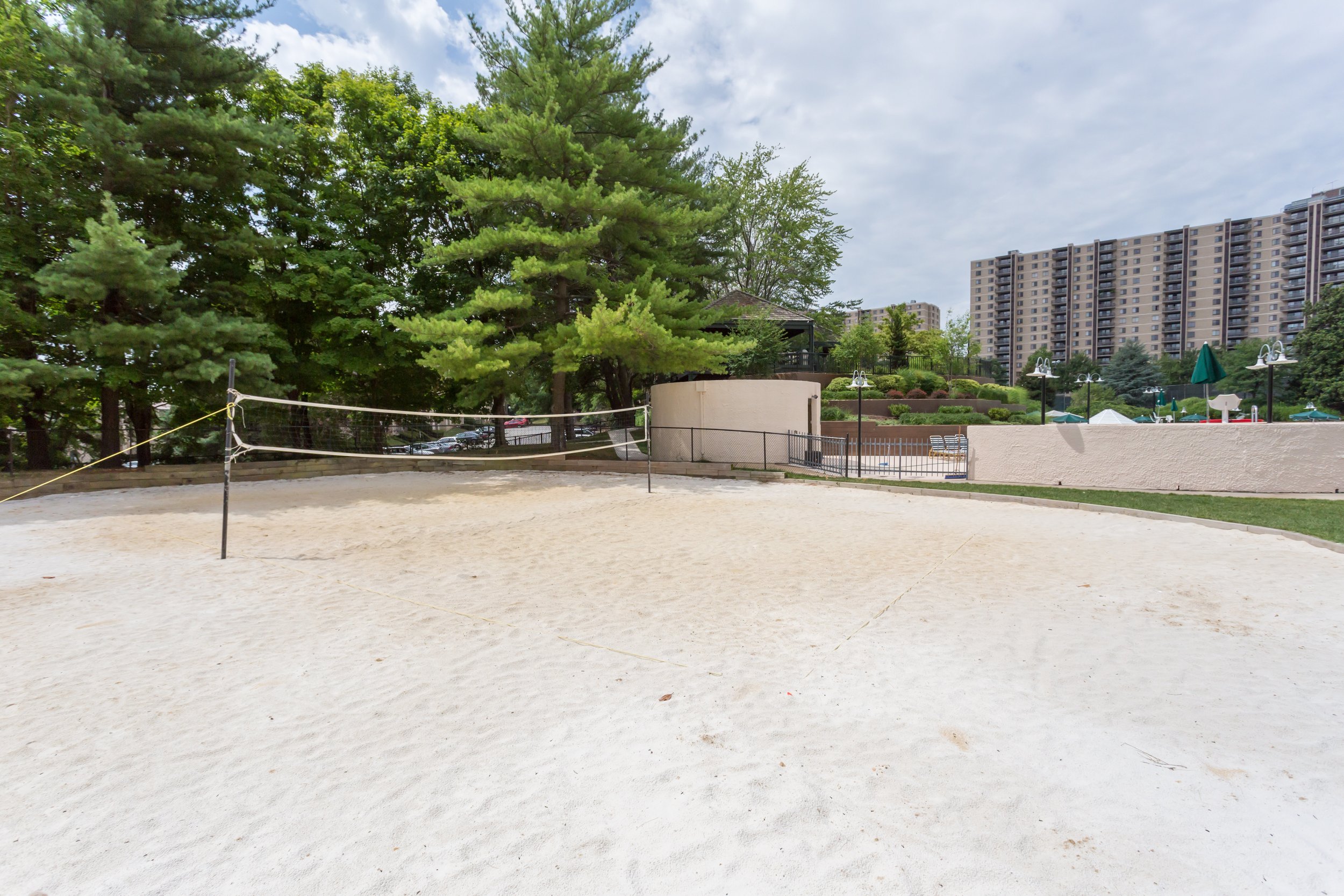 098_068_040_watergate_at_landmark-27.jpg