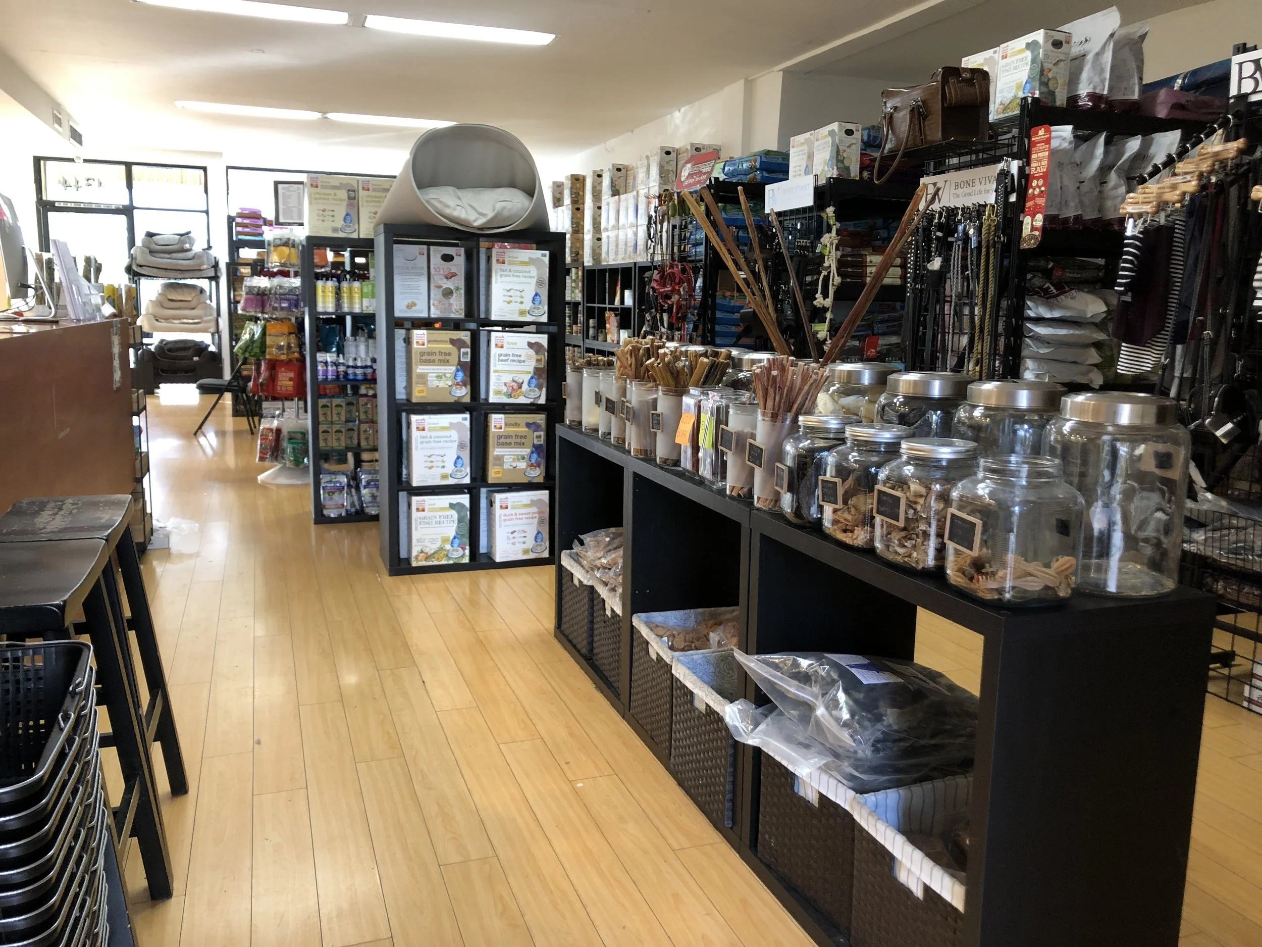 The PetStaurant Organic Food and Health Care Organic Food and