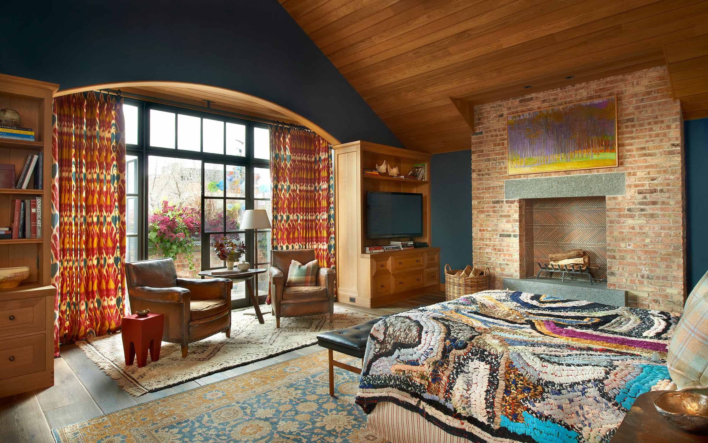 window treatments, bedding, shams & upholstery Interior Design: Bruce Fox, Inc.