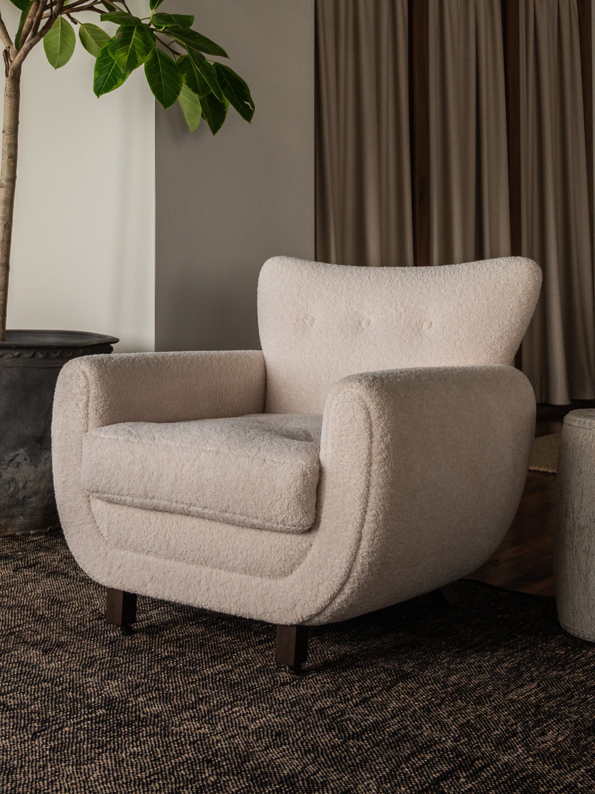 Sisi Lounge Chair