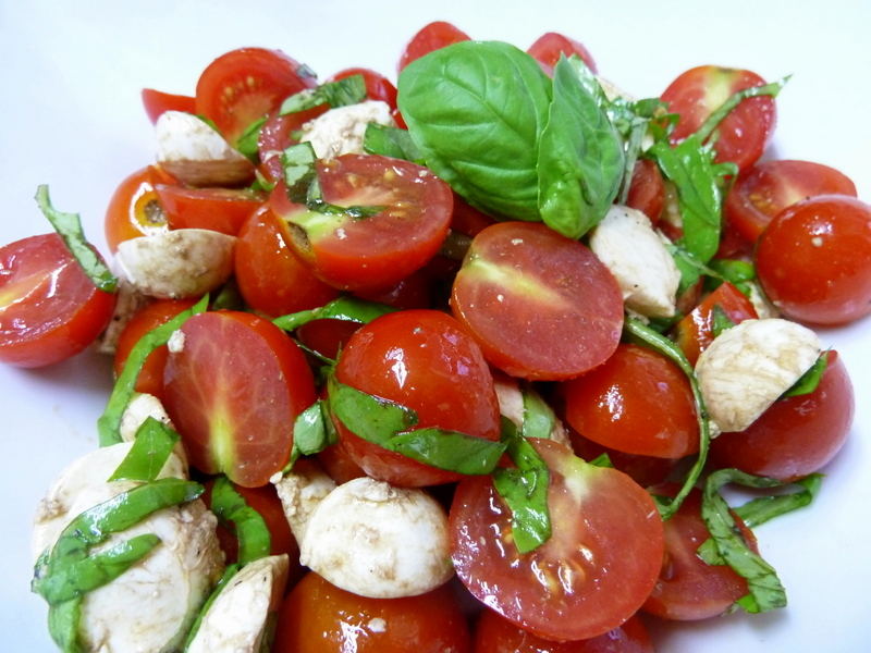 Baby Caprese Bocconcini Salad -3.JPG