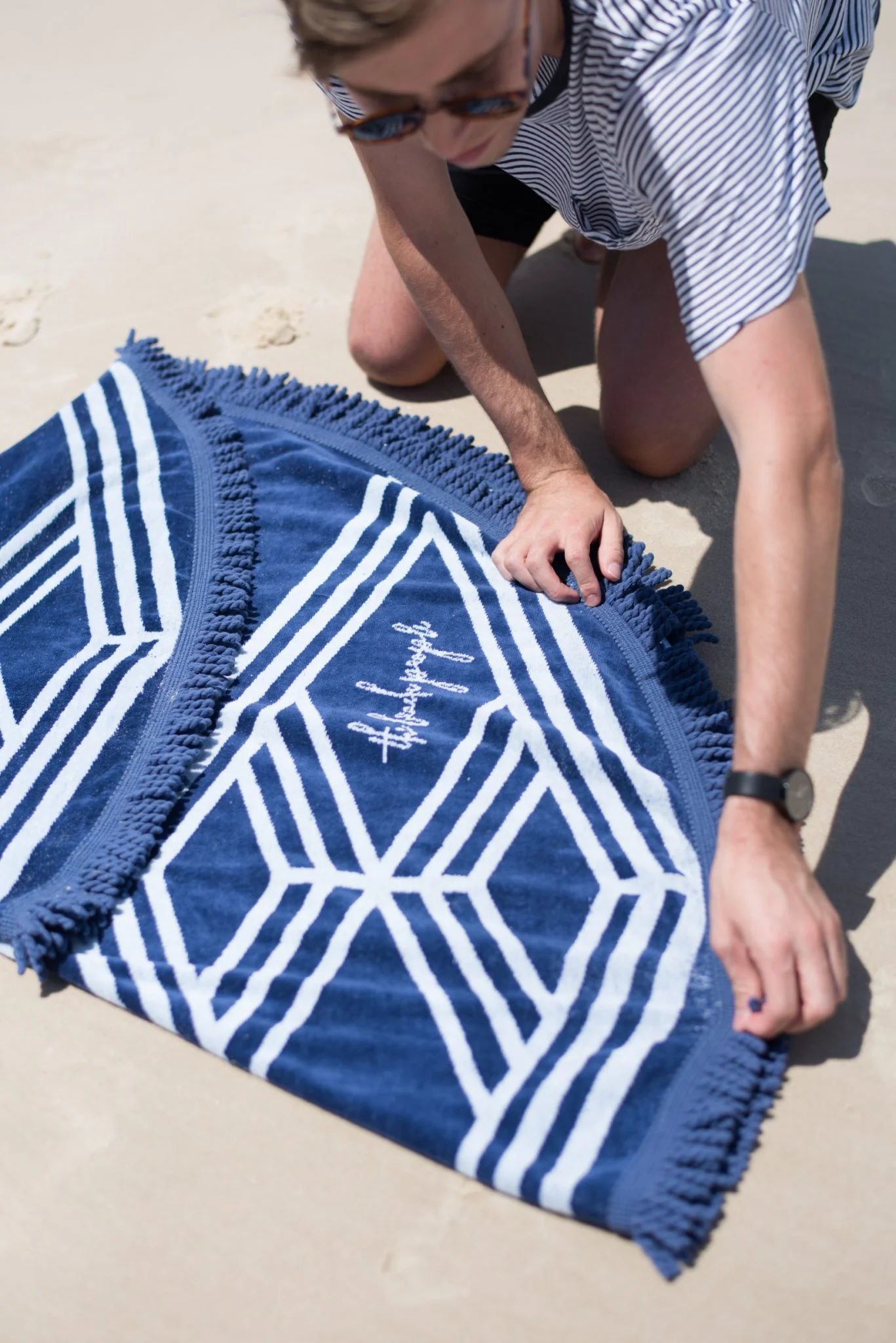 How to roll your Roundie