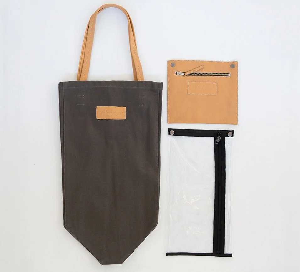 03-Adventure-Tote-Charcoal