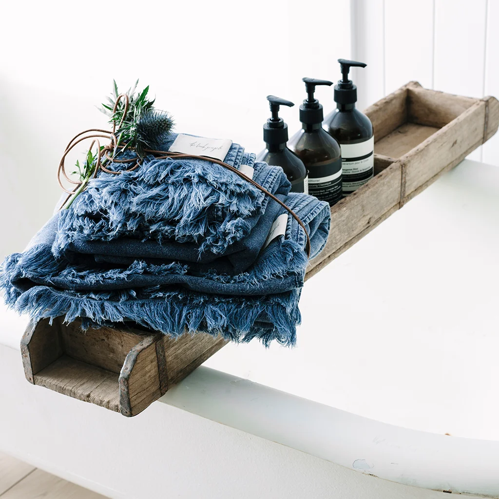 bath-sheet_ash_3-min.jpg