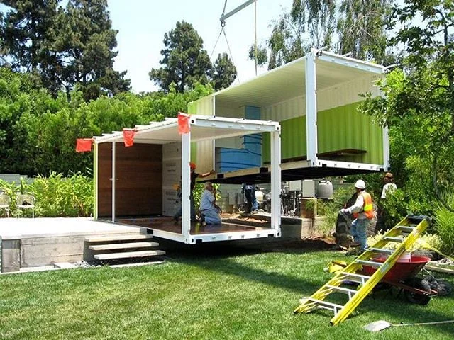 Landing A Pool House - Making Of, Part II. .
.

#architecture #construction #crane #shippingcontainerhouse #shippingcontainer #building #behindthescenes #makingof #sustainableliving #sustainability #sustainabledesign #sustainablearchitecture #houseportrait #repurpose #upcycle #design #poolhouse #poolarchitecture #residential #luxuryrealestate #luxurydevelopment #containers #containerdwelling #containerarchitecture #endlesspossiblities #changesomething #poolside #losangeles
