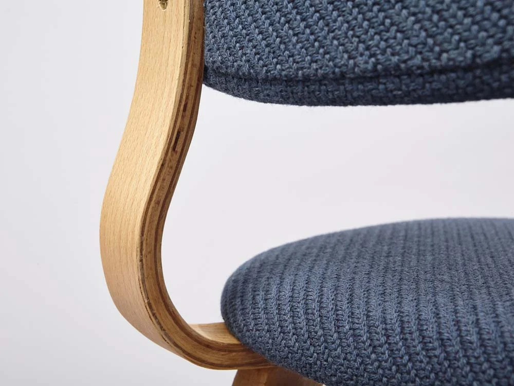skandinavian mid century dining chair covered in kvadrat coda 762 close up.jpg