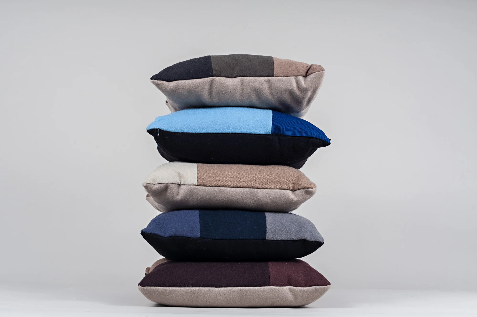_DSC0420_colourblock_stack2.jpg