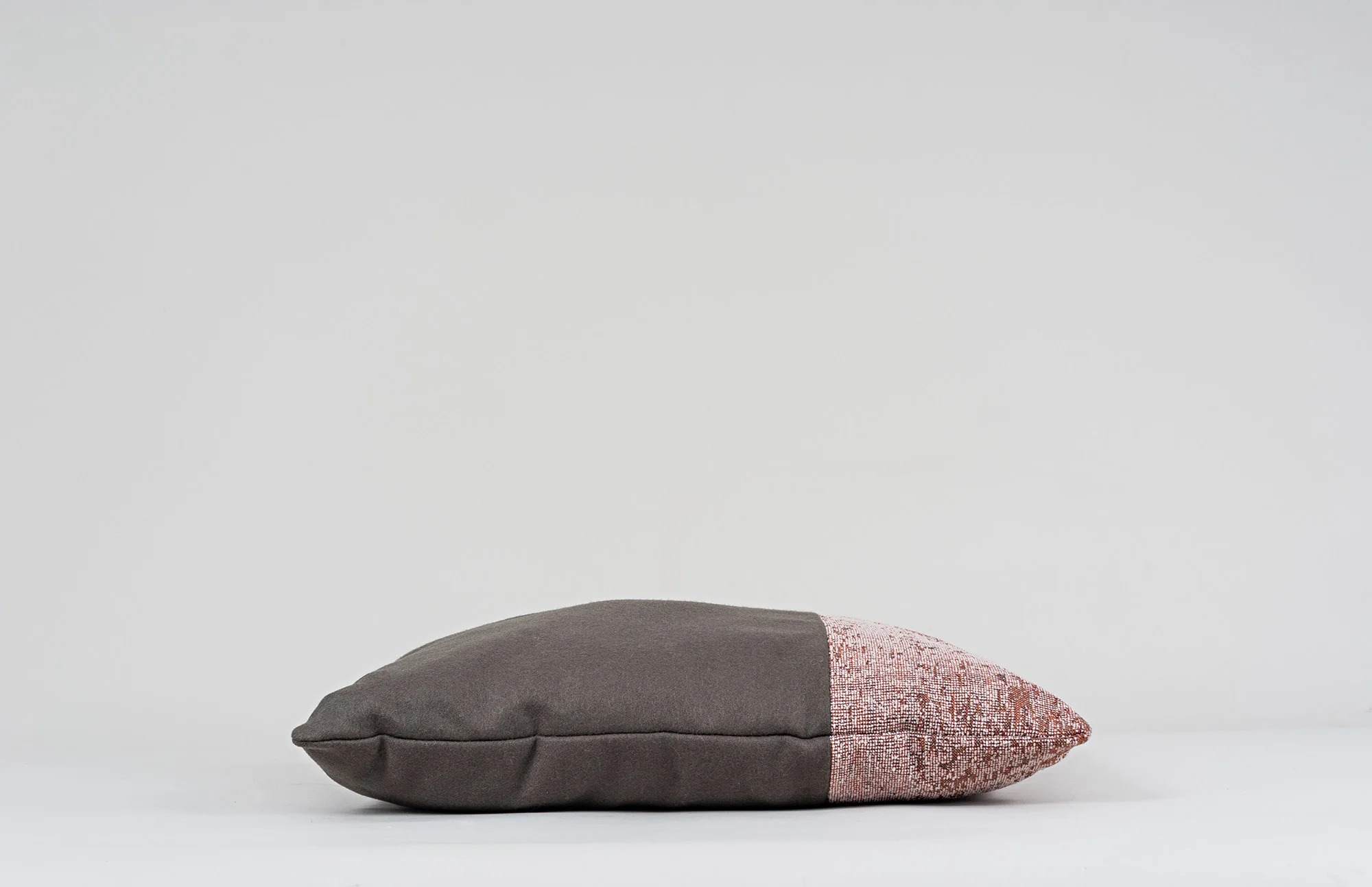 _DSC0343_brownwool_mediumside.jpg