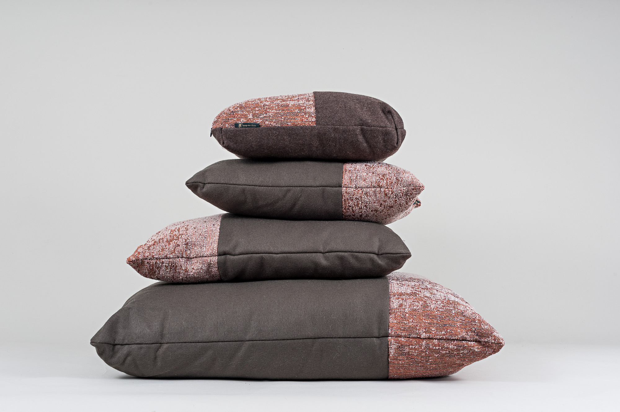_DSC0324_brownwool_stack.jpg