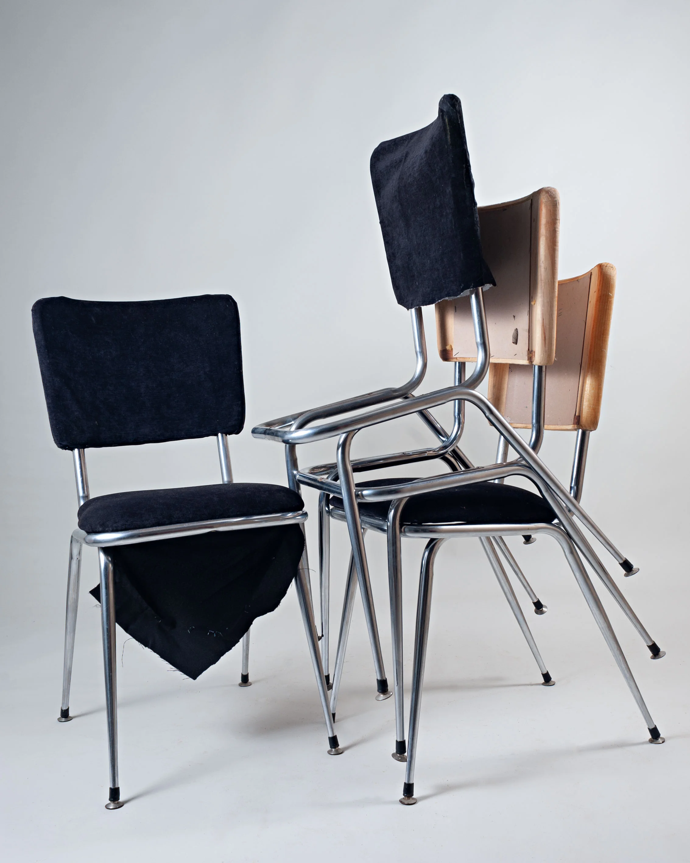tubular-dinig-chair-stackLR.jpg