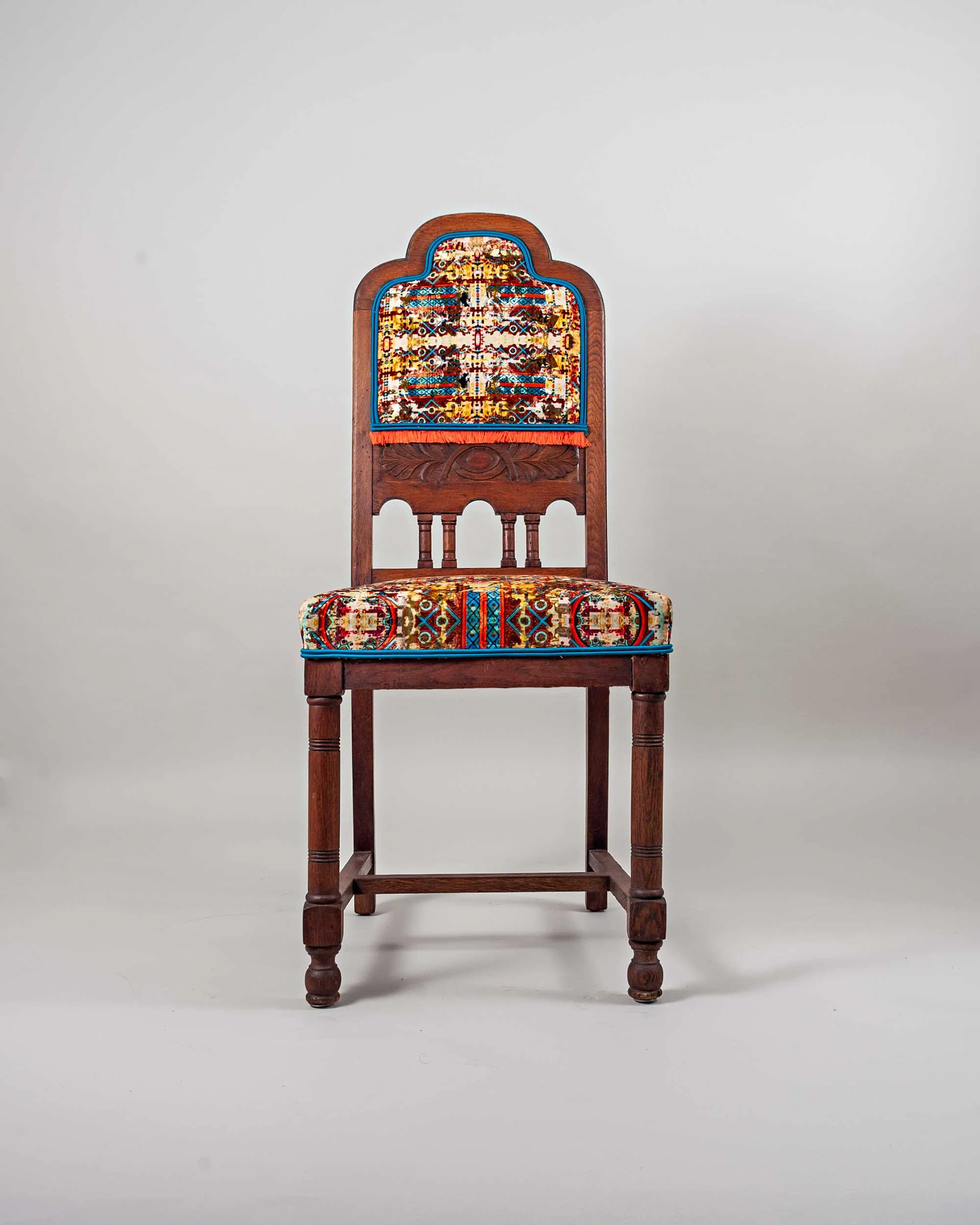 Clerical-chair-on-grey-full_LR.jpg