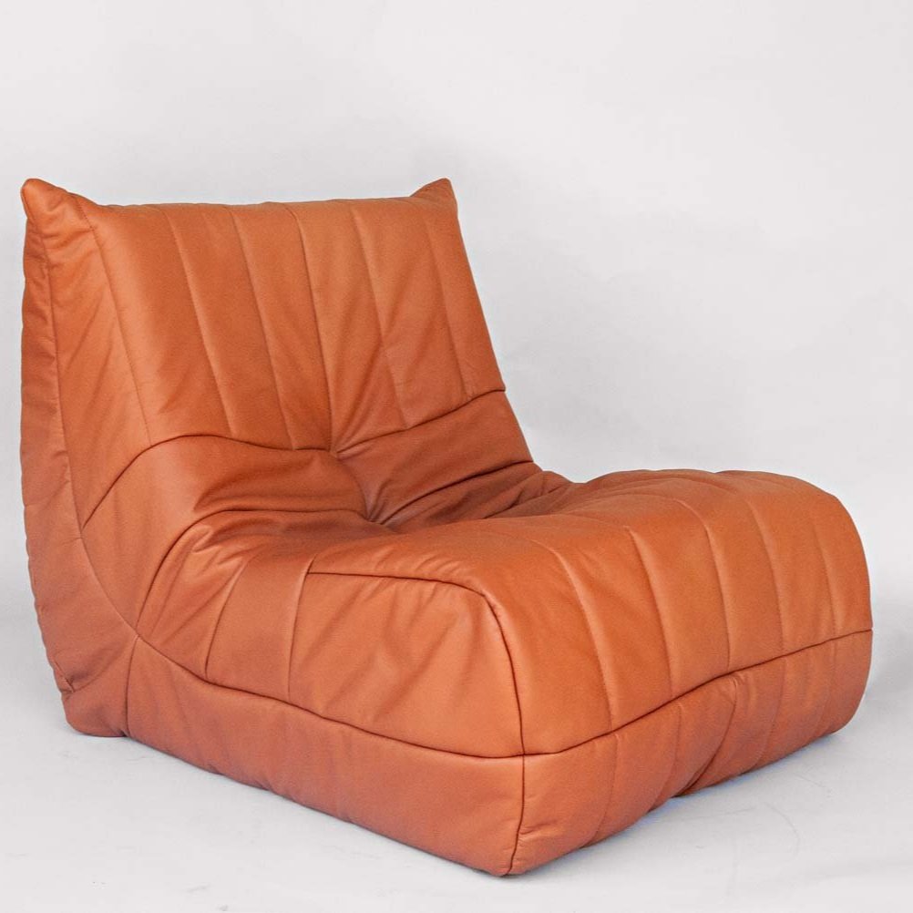 Leather Modular chair front diagonal
