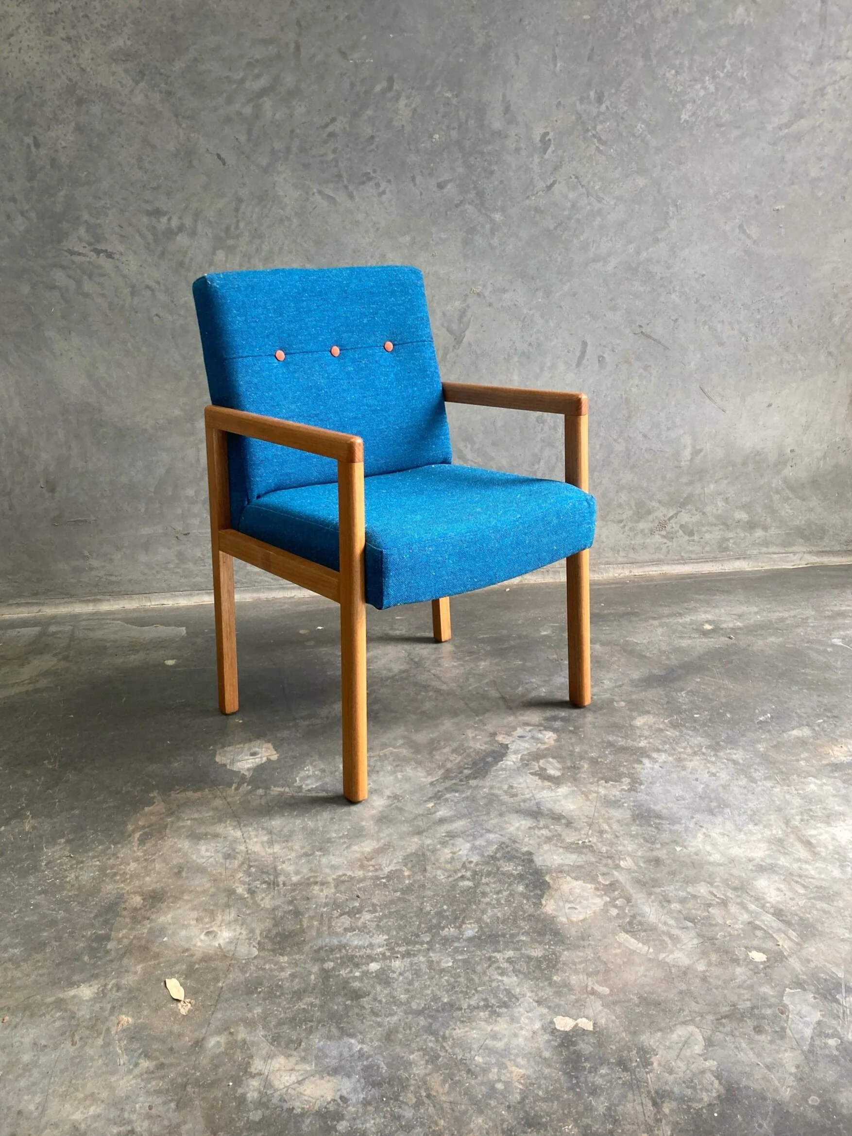 88BB4E4F-ADE4-4FB9-B19F-766D2A8FEA14