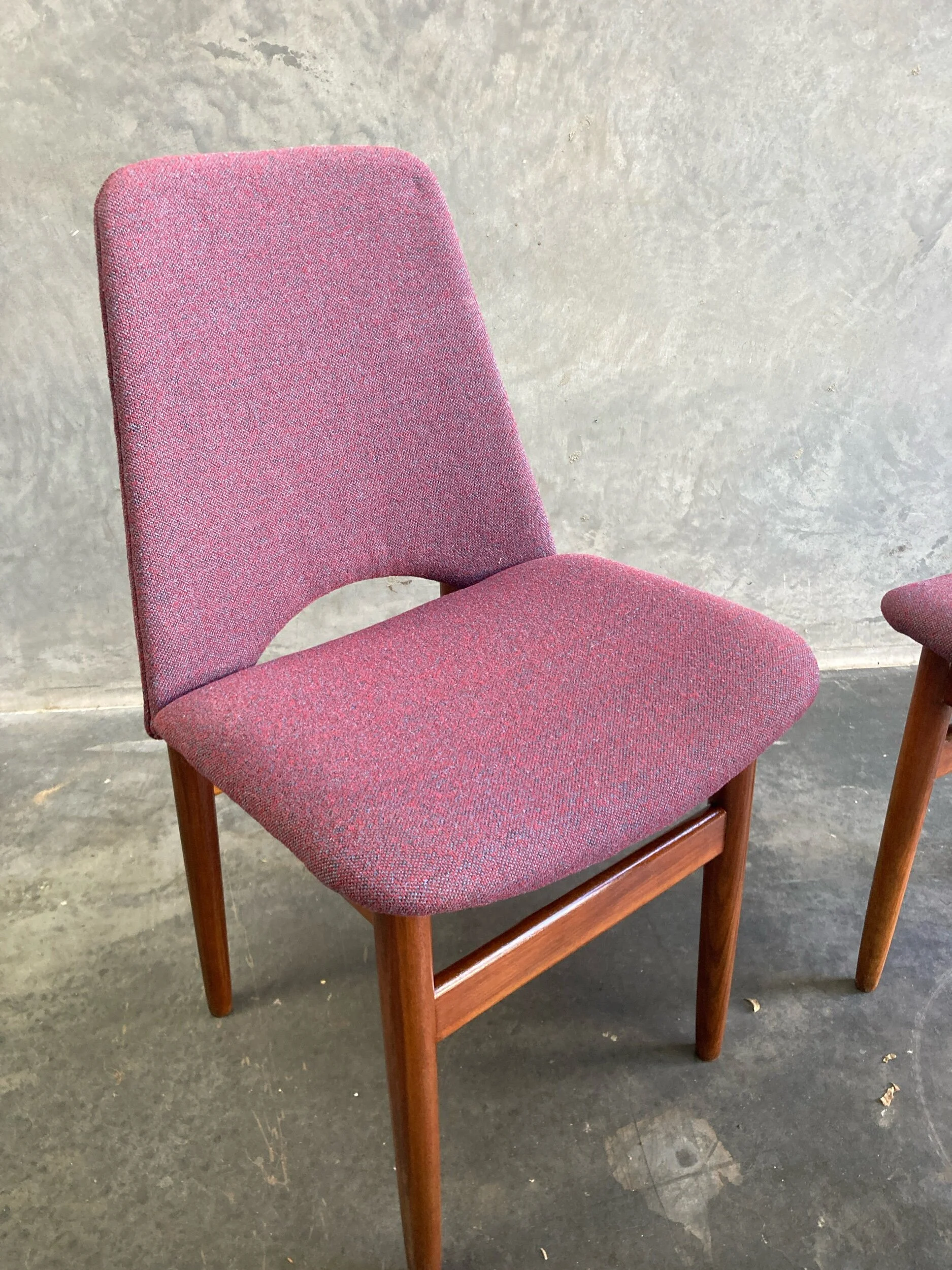 559151DB-7613-49E3-A0F7-5B593B0C9AD3