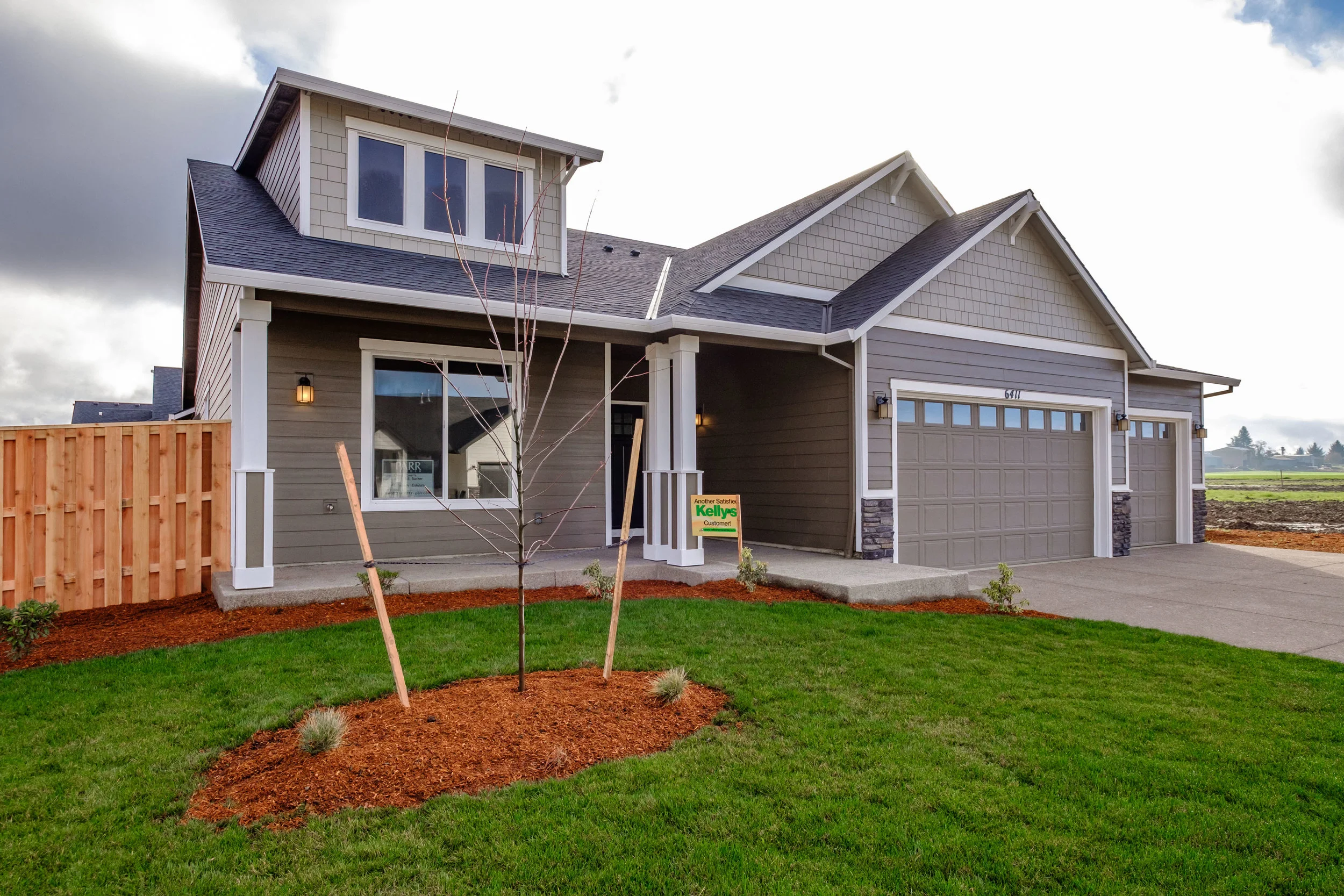 6411 NE Barker St Albany Oregon