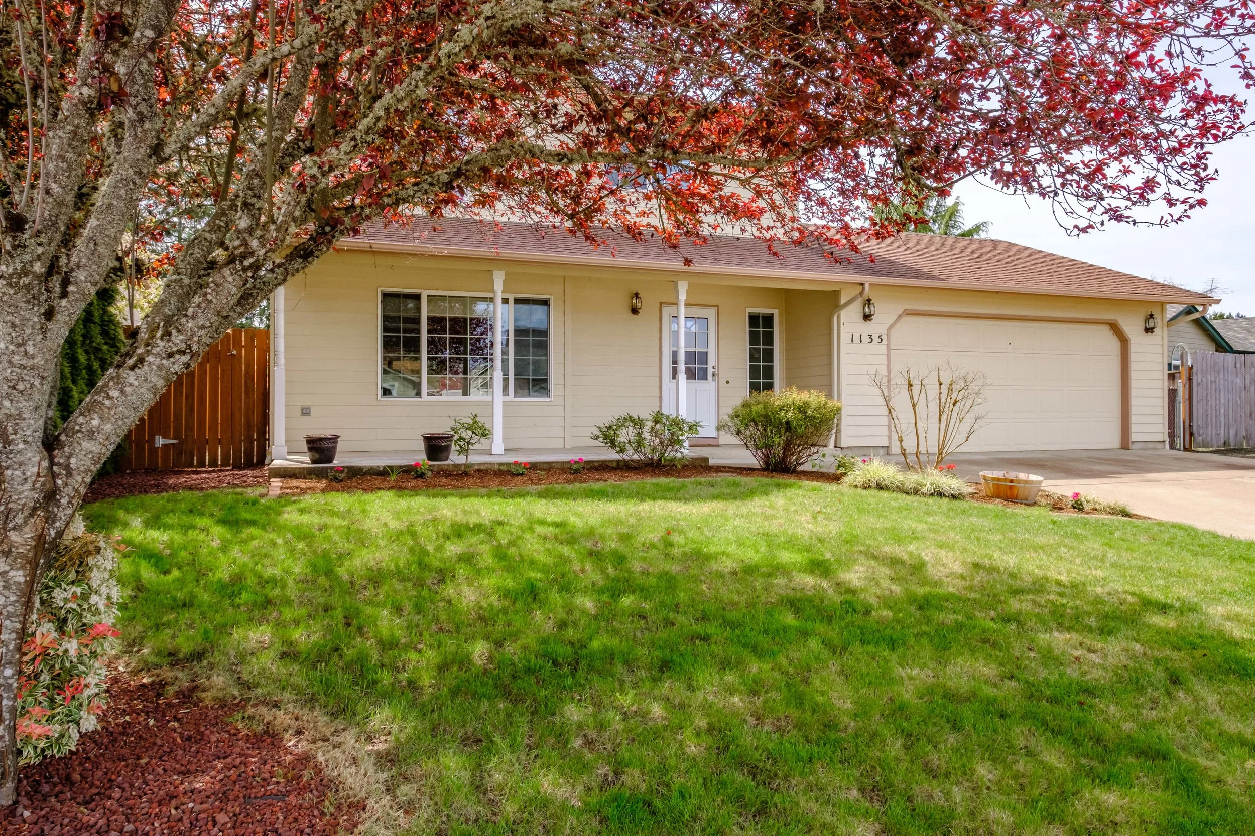 1135 SW Bryson St, Dallas, OR