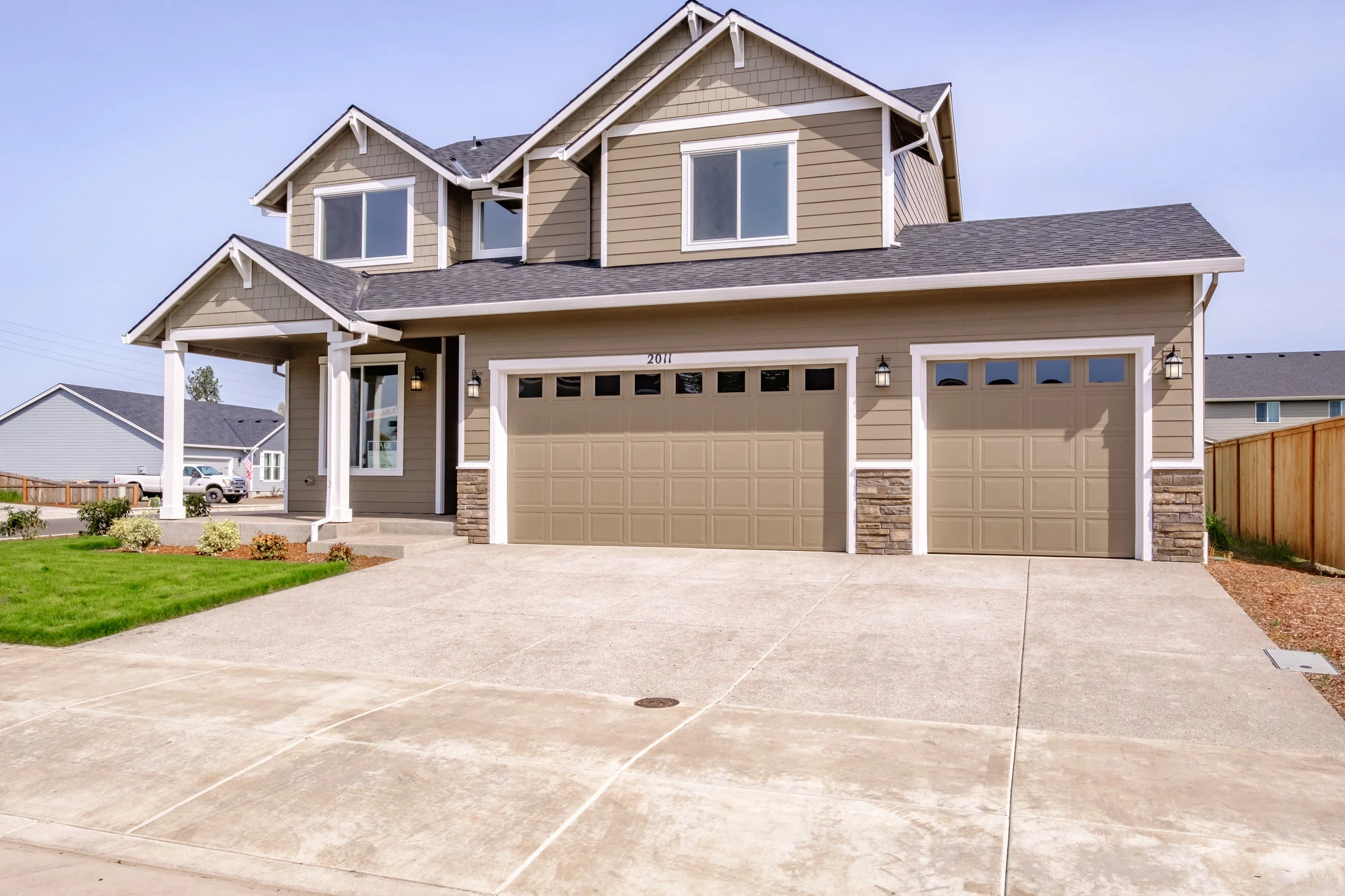 2011 NE Deciduous Ave Albany Oregon