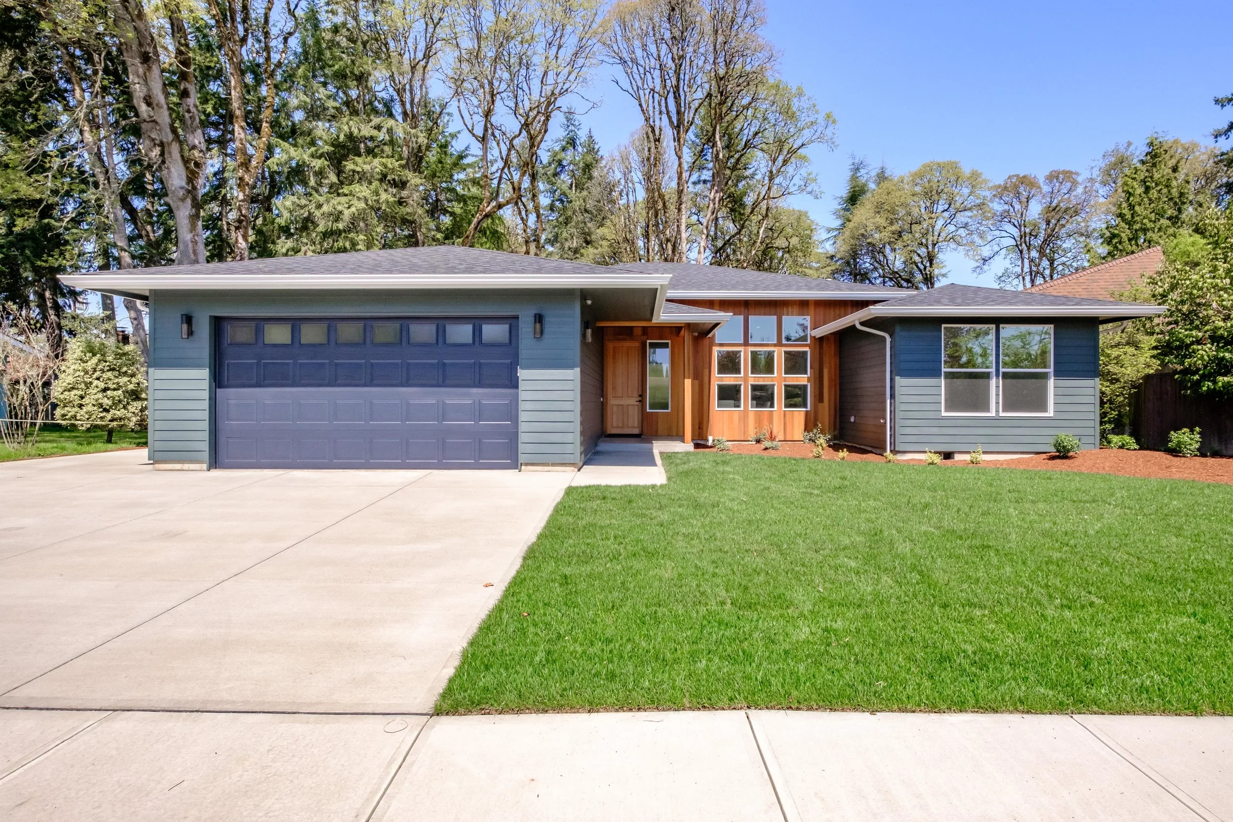 920 Caroline Way E Monmouth Oregon