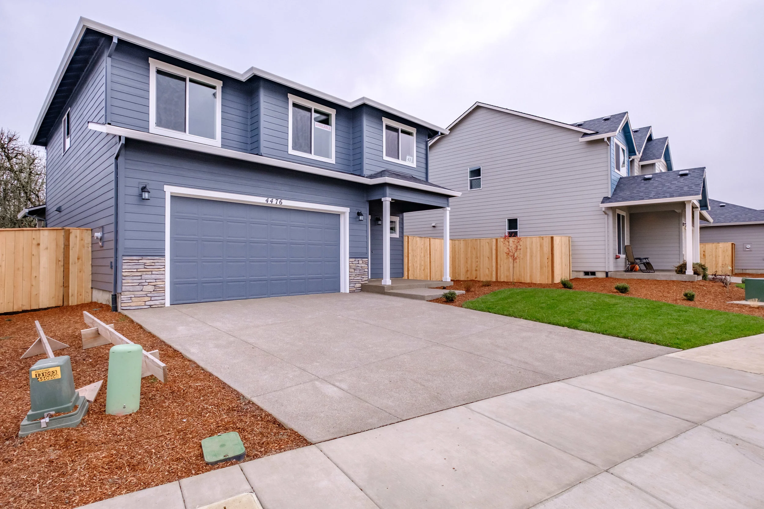 4476 NE Somerset Dr, Albany, OR