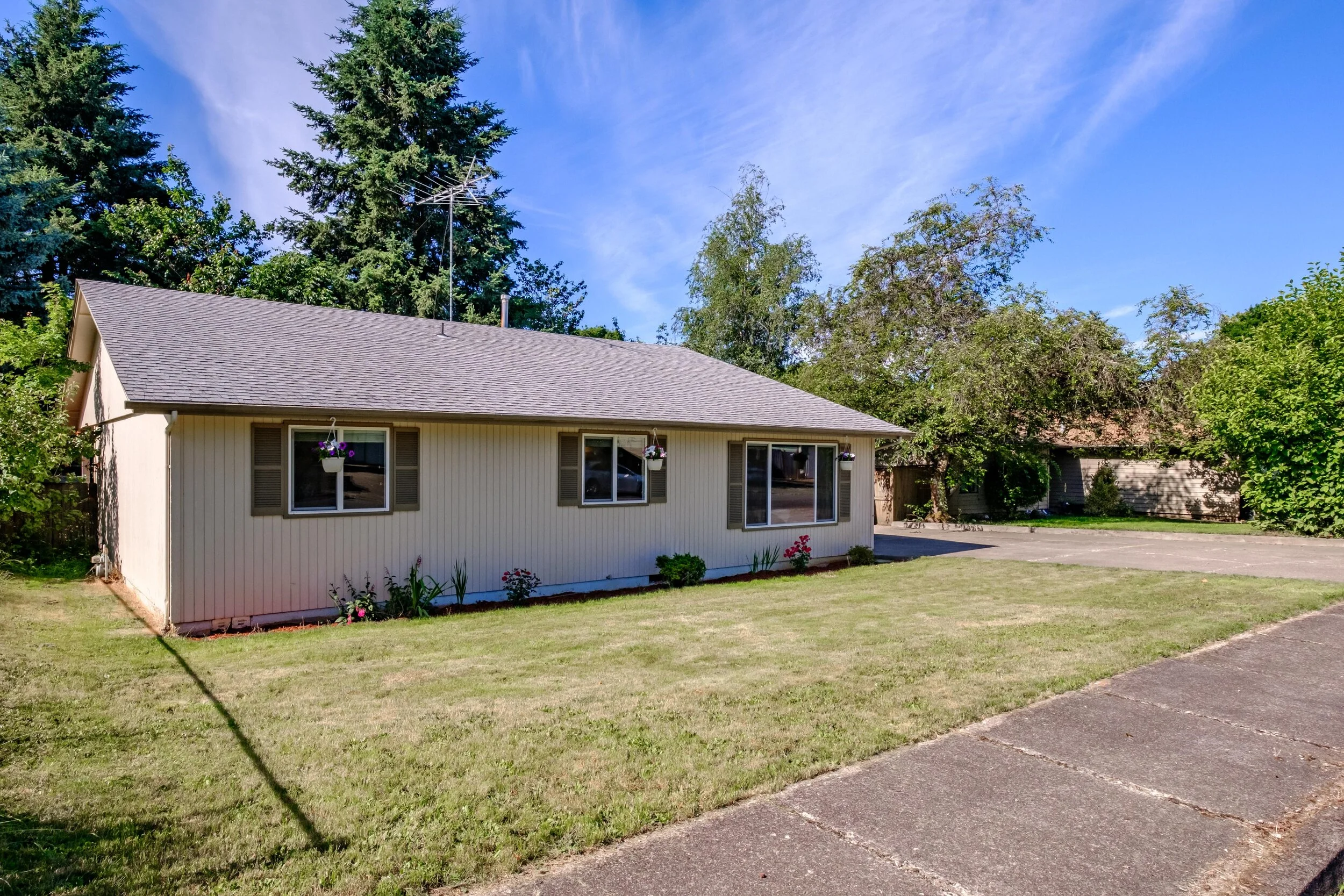 1978 Fieldcrest Ct S, Salem, OR