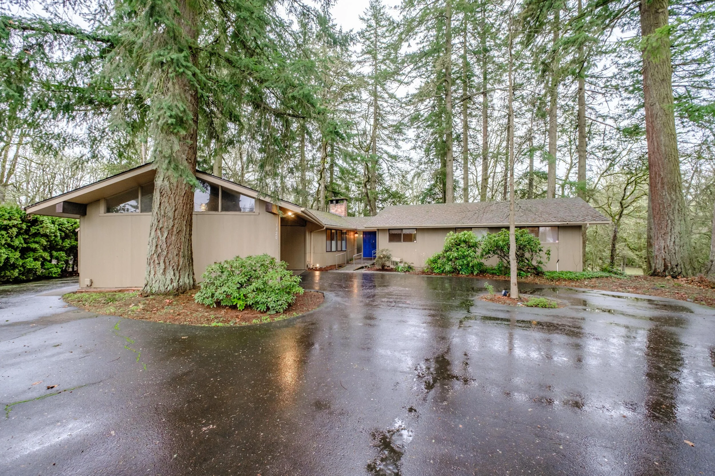 1320 Lakewood Dr SW Albany Oregon