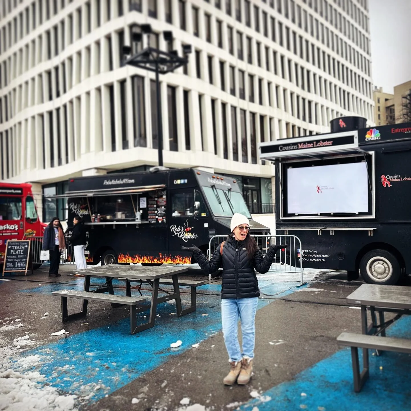 Idk&hellip;best day ever?! Rob&rsquo;s Kabobs and Cousins Main Lobster here together!! Last day of the Holiday Village ended in rain, but my stomach was happy!