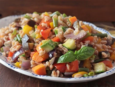 Farro con verdure e Grana Padano