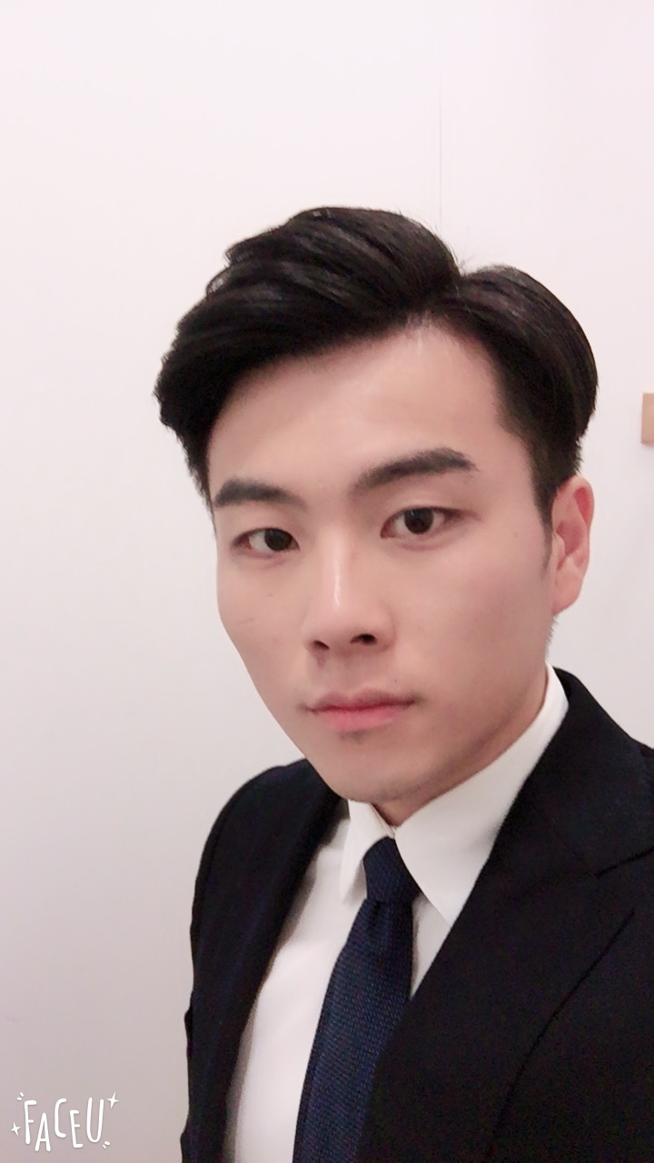 我叫江涛,坐标江阴,就读于苏州科技大学。天蝎座但不腹黑,不太会网聊。热爱健身,学习。最喜欢看大话西游,喜欢jj