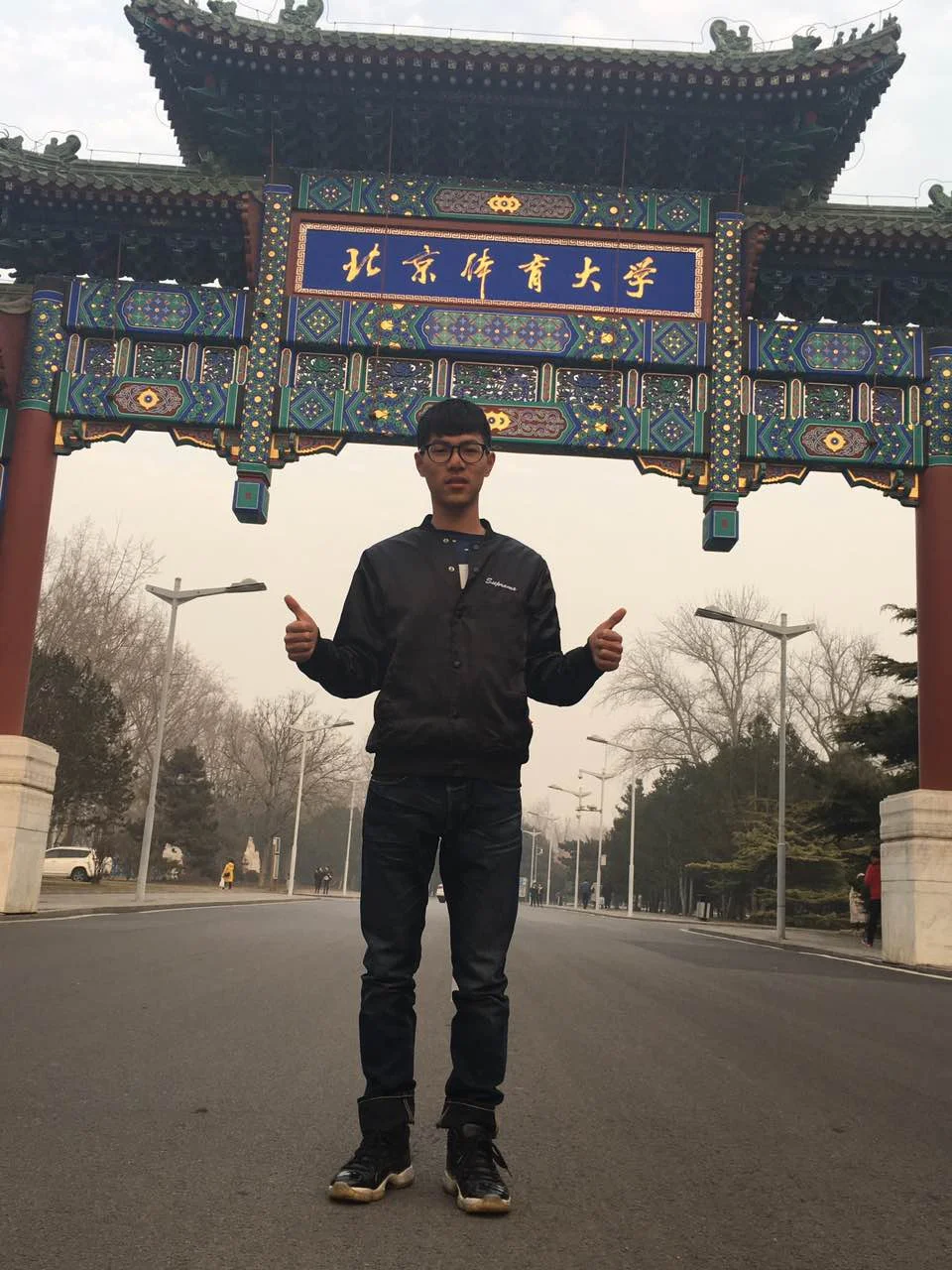 沈家钦 北京体育大学足球专项,可能比较有踢球及与孩子沟通的经验,我比较乐观阳光爱运动爱生活
