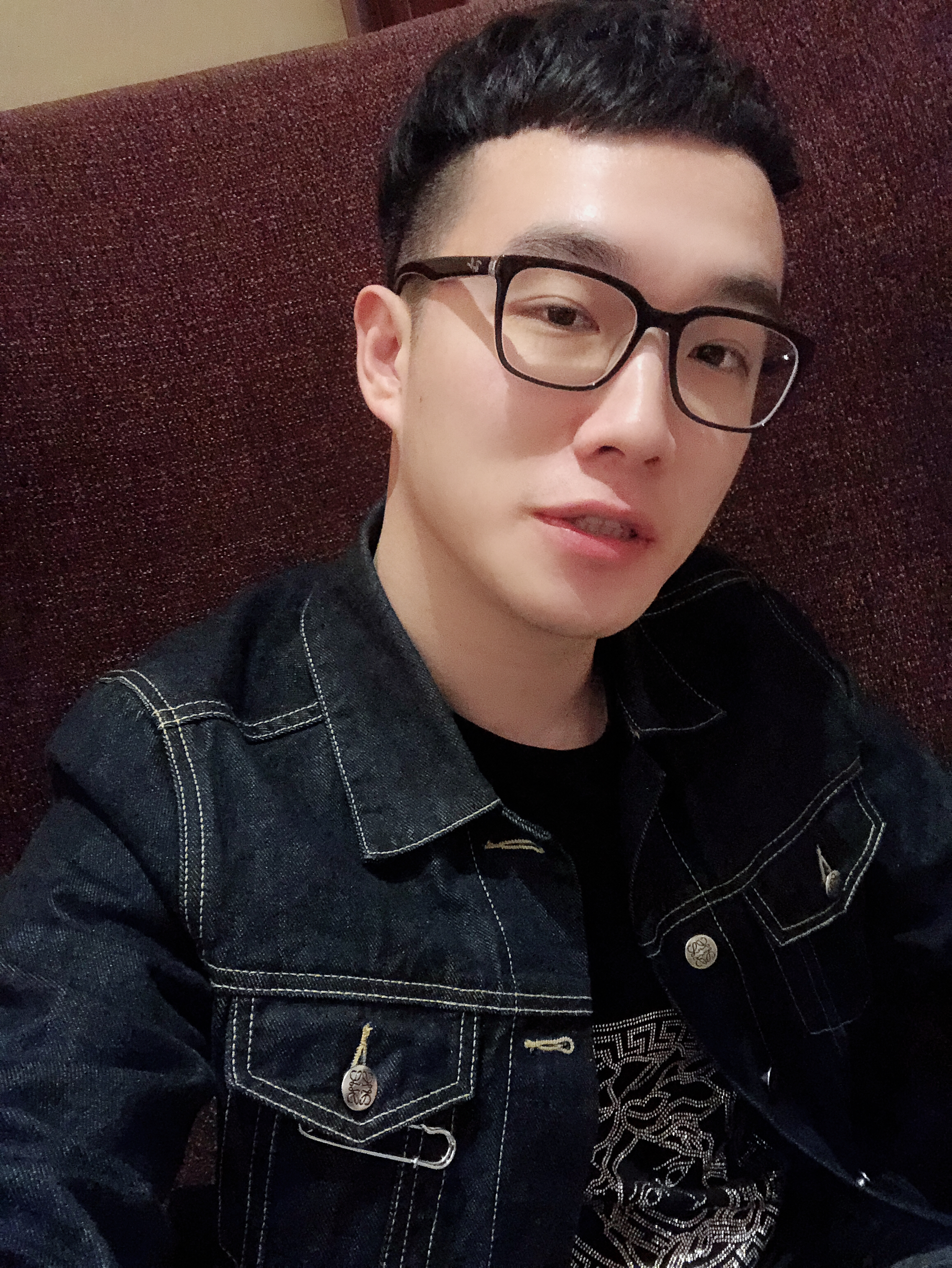 上海 温柔,喜欢踢球和音乐 喜欢类型:甜美可爱