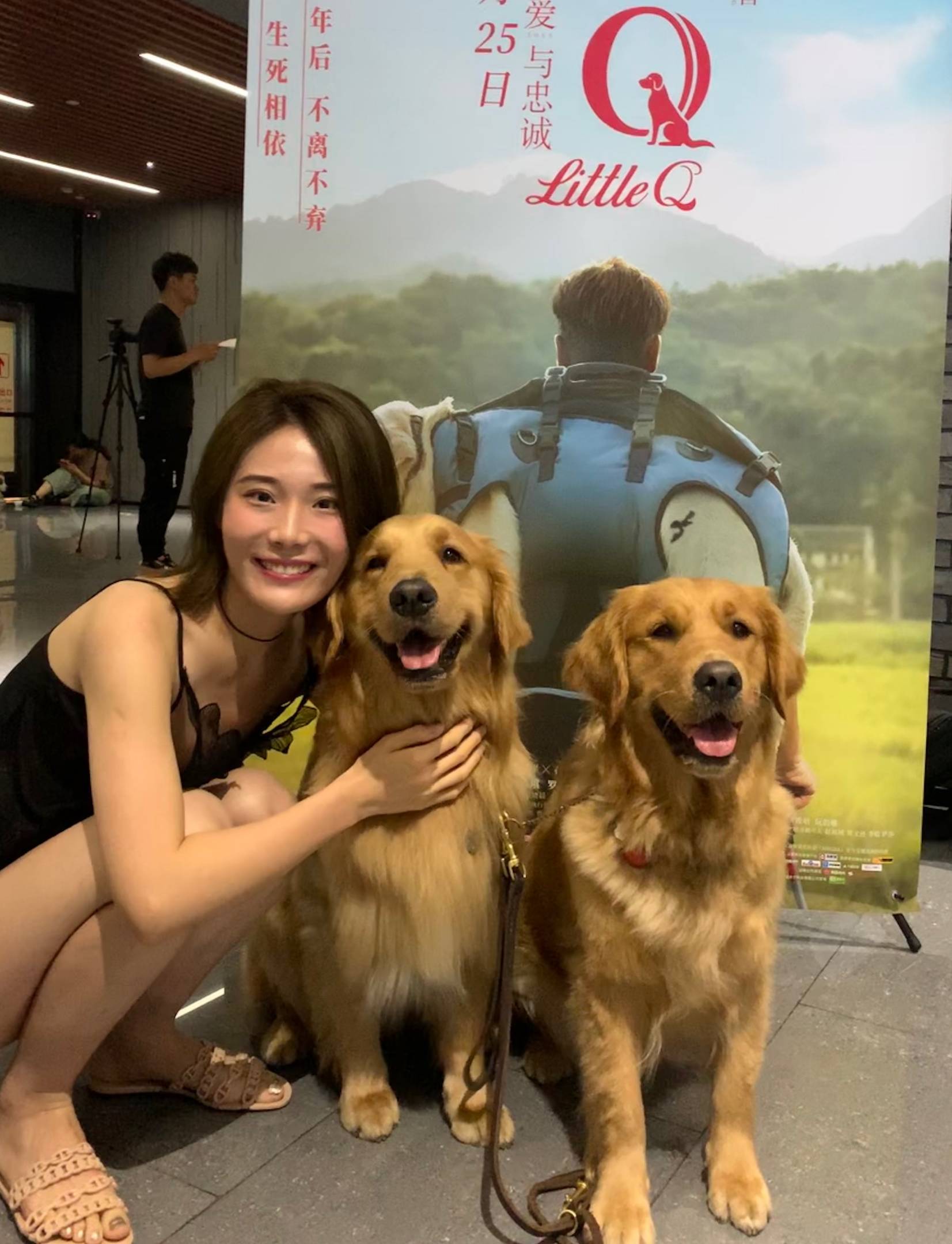 北京 硕士毕业留在北京做艺术编辑。身高175但内心蛮女人的哈哈,外表第一眼高冷不好接触,但那只是表象,和我熟了的人都没想到我会这么活泼逗比。吃货一枚的运动咖,北京美食活地图,游泳瑜伽keep不间断。独特的水瓶座,脑洞大,会聊天,喜欢交流讨厌吵架。爱旅行、爱刷展、爱暴走。吃的了高级餐厅也下的了地摊,不娇气。找一个和我一起过有趣生活的人哟! 喜欢的类型:长腿欧巴,成熟专一,会照顾人,双子座天秤座优先