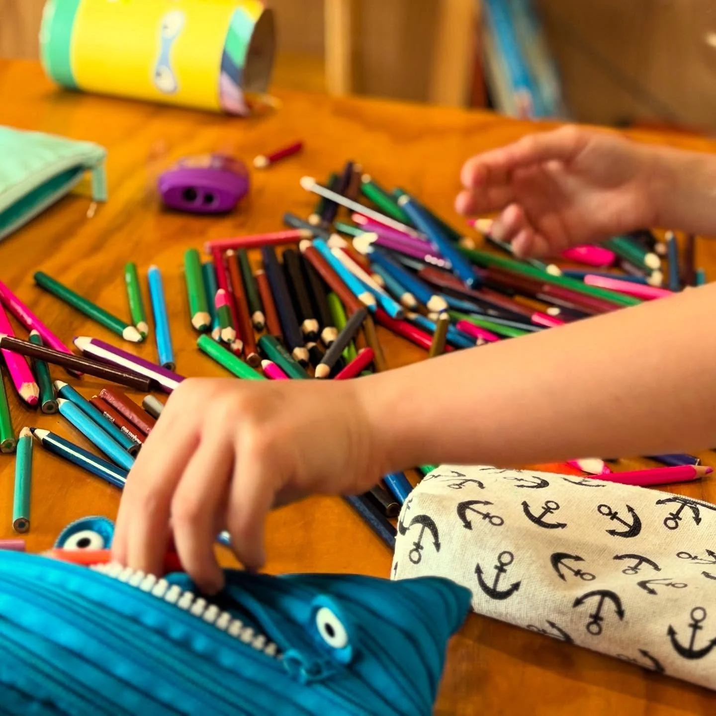 Ever wondered about the little jobs that go on behind the scenes here at @incywincyemerald? A serious pencil sorting session is underway by our youngest team member, for our littlest of customers. It&rsquo;s a family affair! 🥰✏️🌈🌻