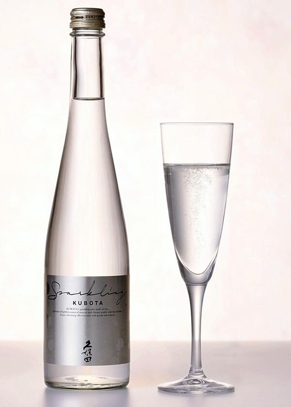 First sparkling sake from Kubota brand hits market