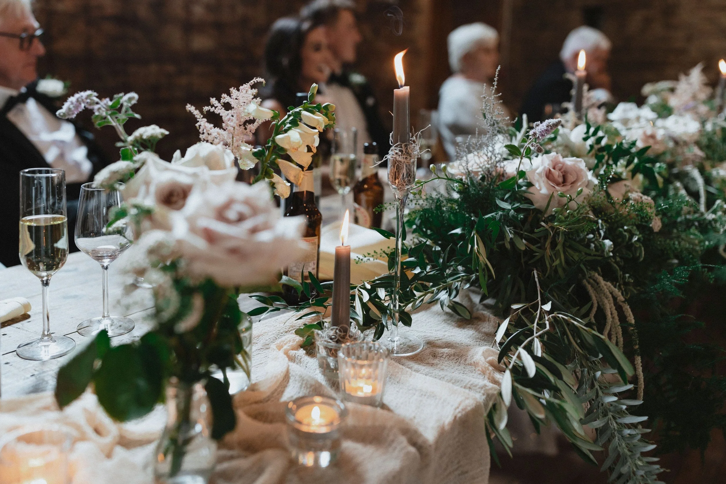 Forbesfield-WeddingFlowers-NassCourtFarm-Louise&Jon26.jpg