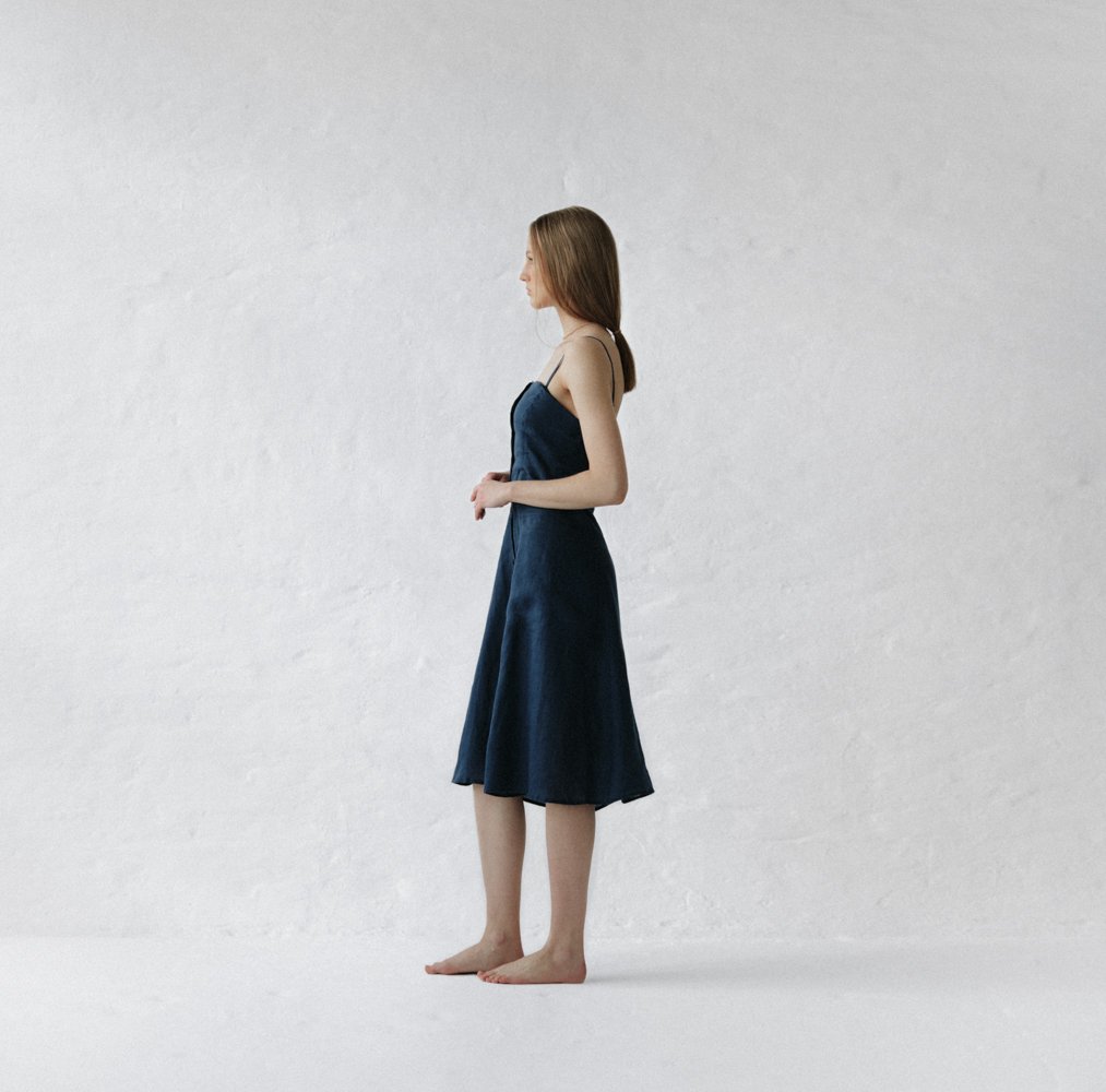 linen-dress-naito-navy-6.JPG