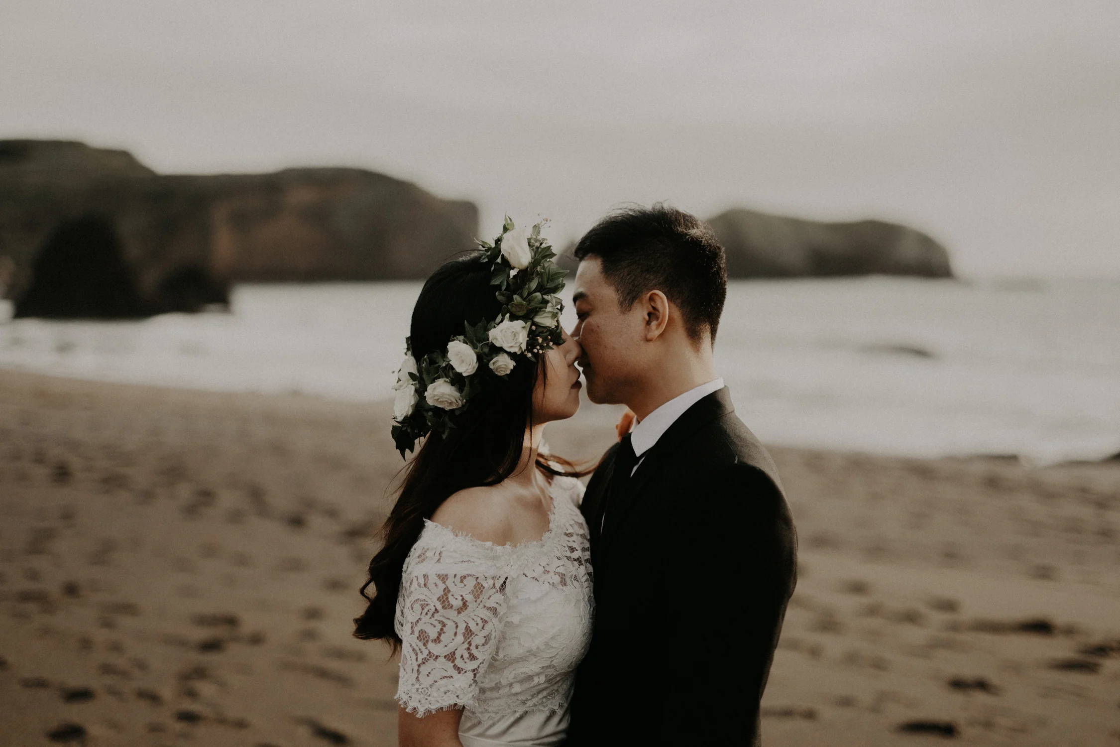 couple-engagement-marin-headlands_0031.jpg