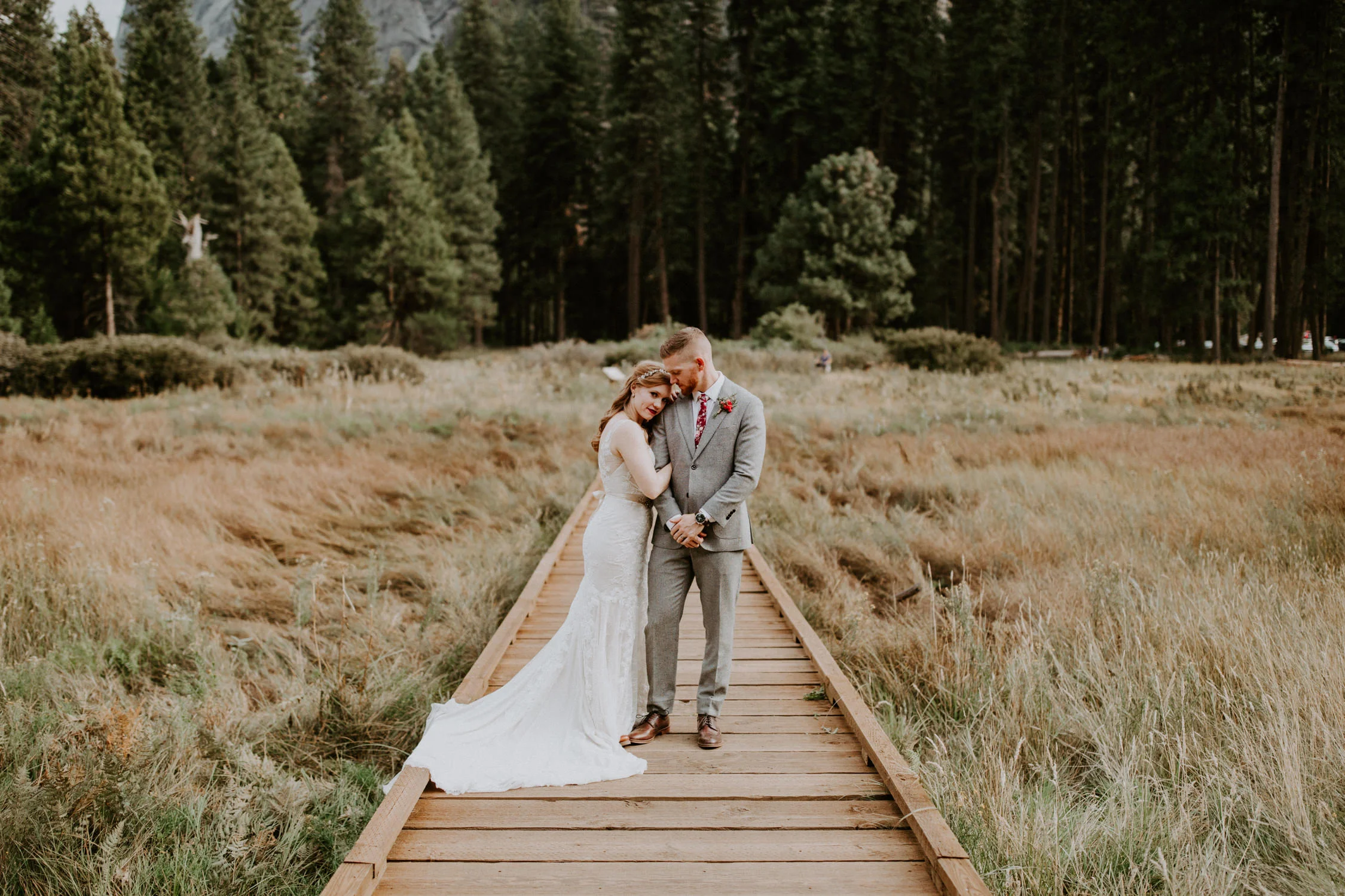 couple-elopement-yosemite-california_0059.jpg