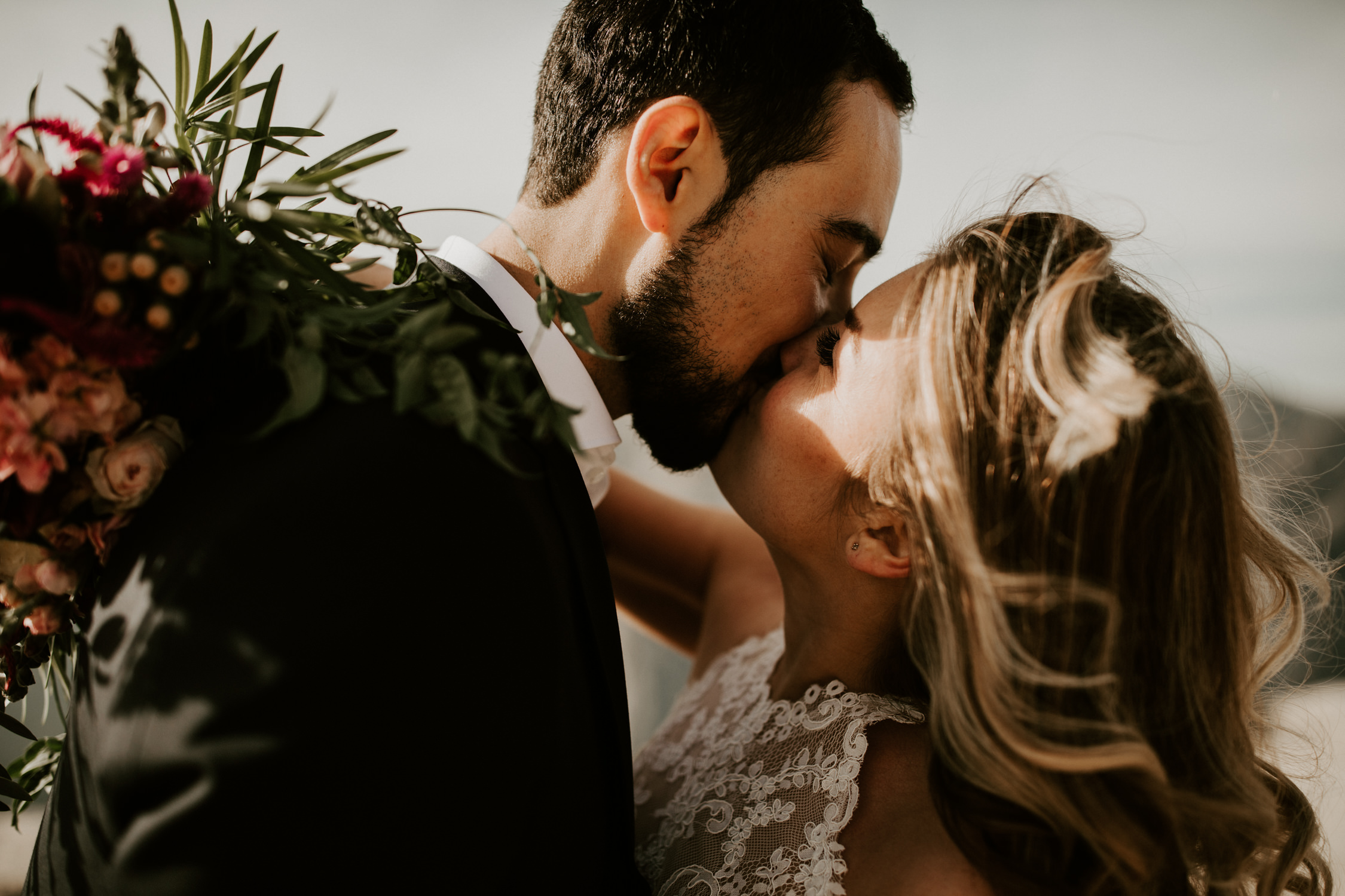 couple-elopement-yosemite-california_0033.jpg