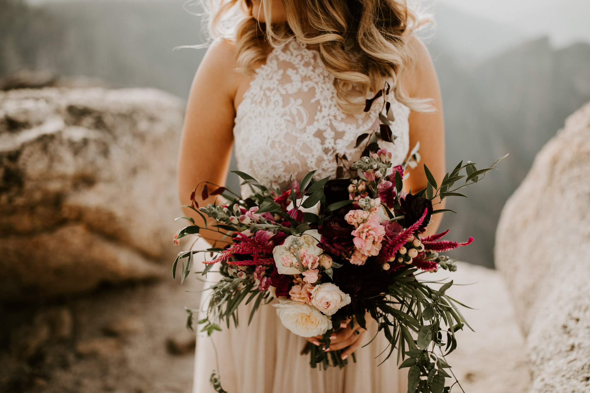 couple-elopement-yosemite-california_0049.jpg